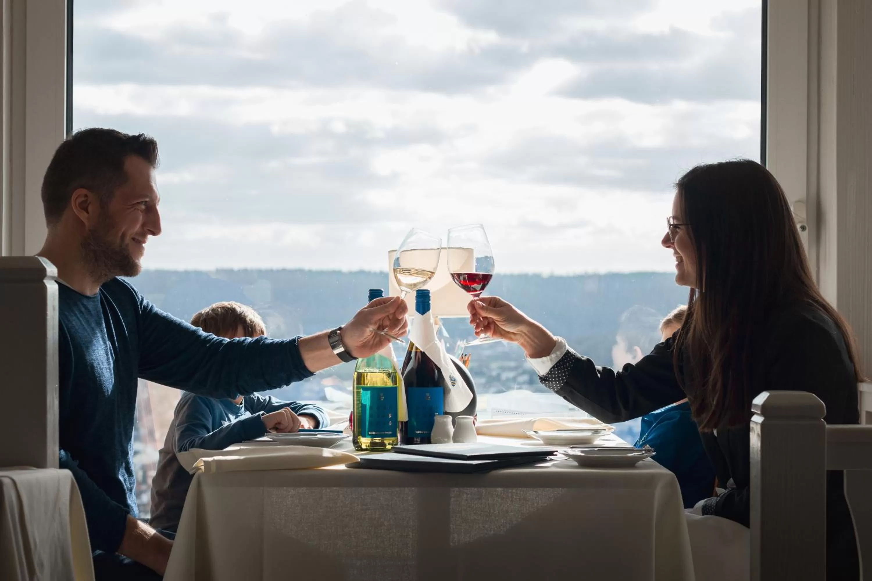 Food and drinks, Guests in Hotel-Restaurant Burg Hornberg