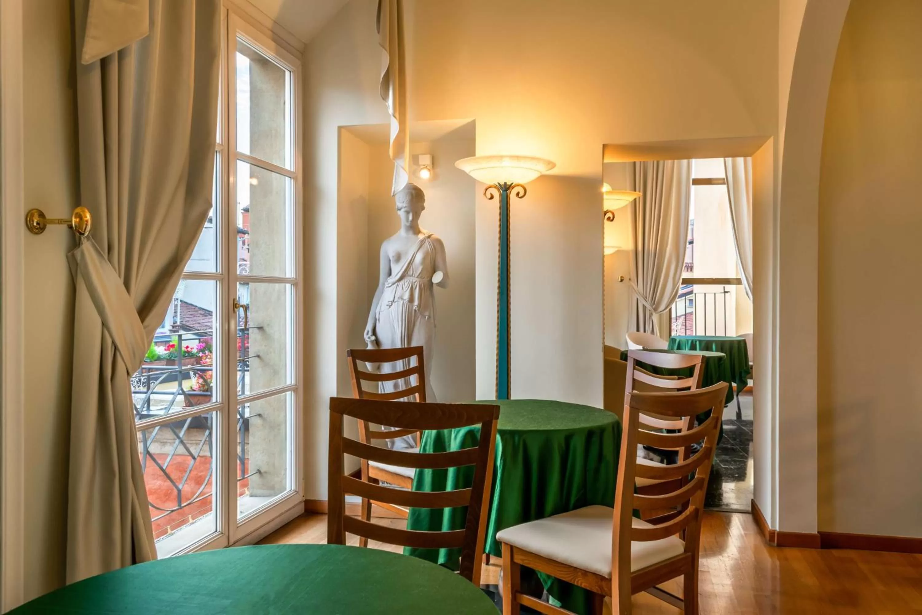 Lobby or reception in Hotel San Donato - Bologna centro