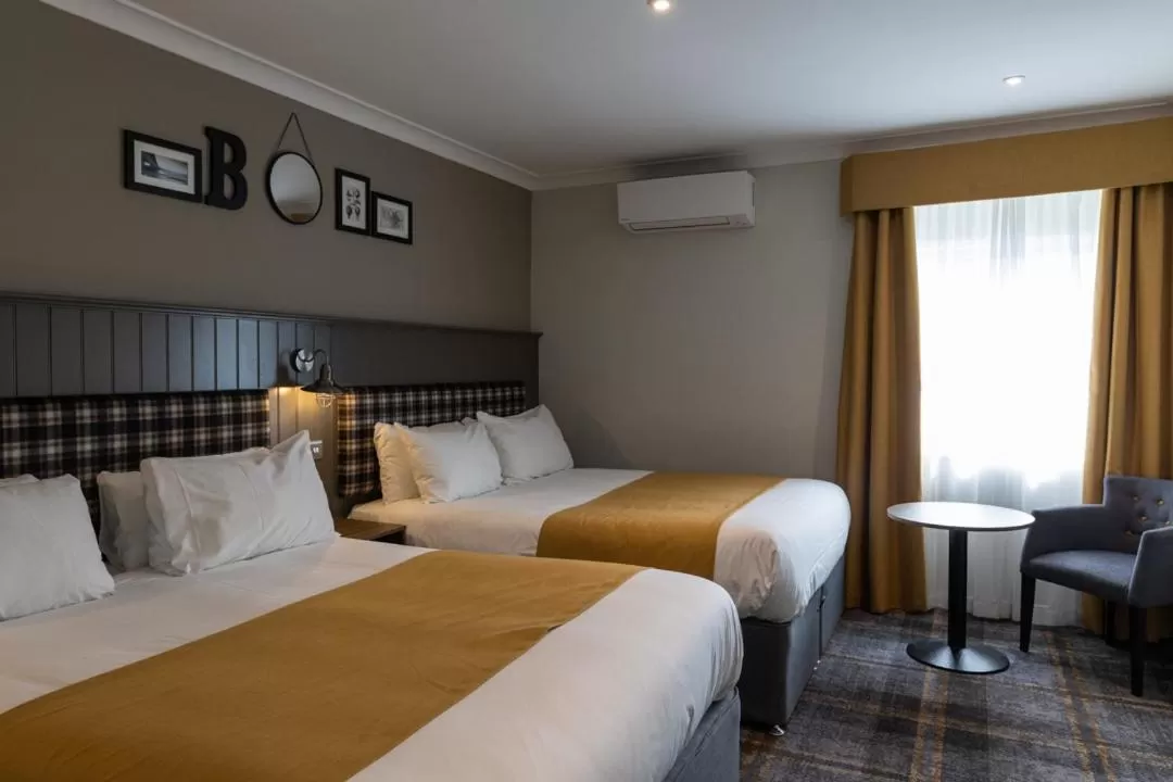 Deluxe Double Room in Almondsbury Interchange Hotel