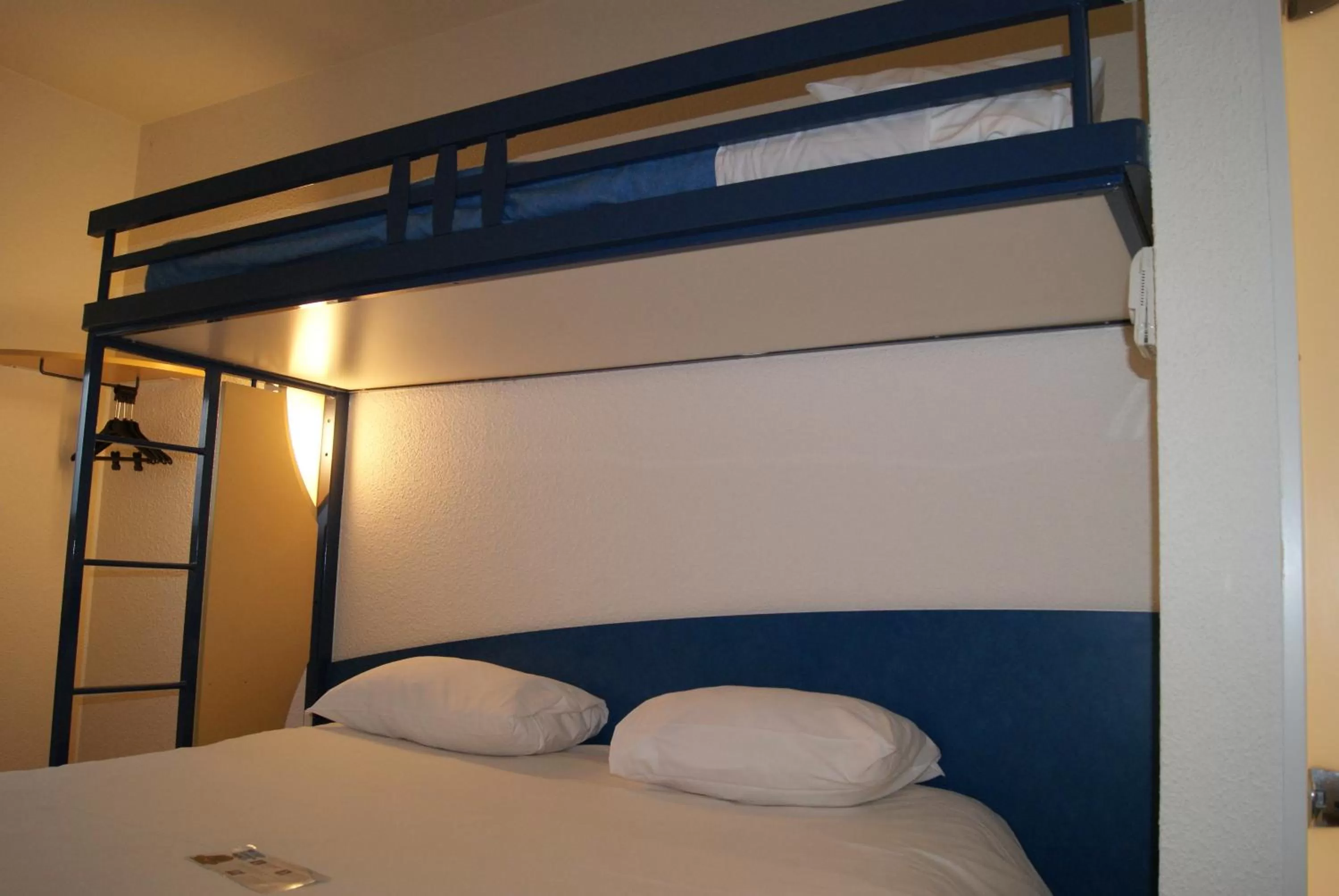 Bed in ibis budget Nevers Varennes Vauzelles