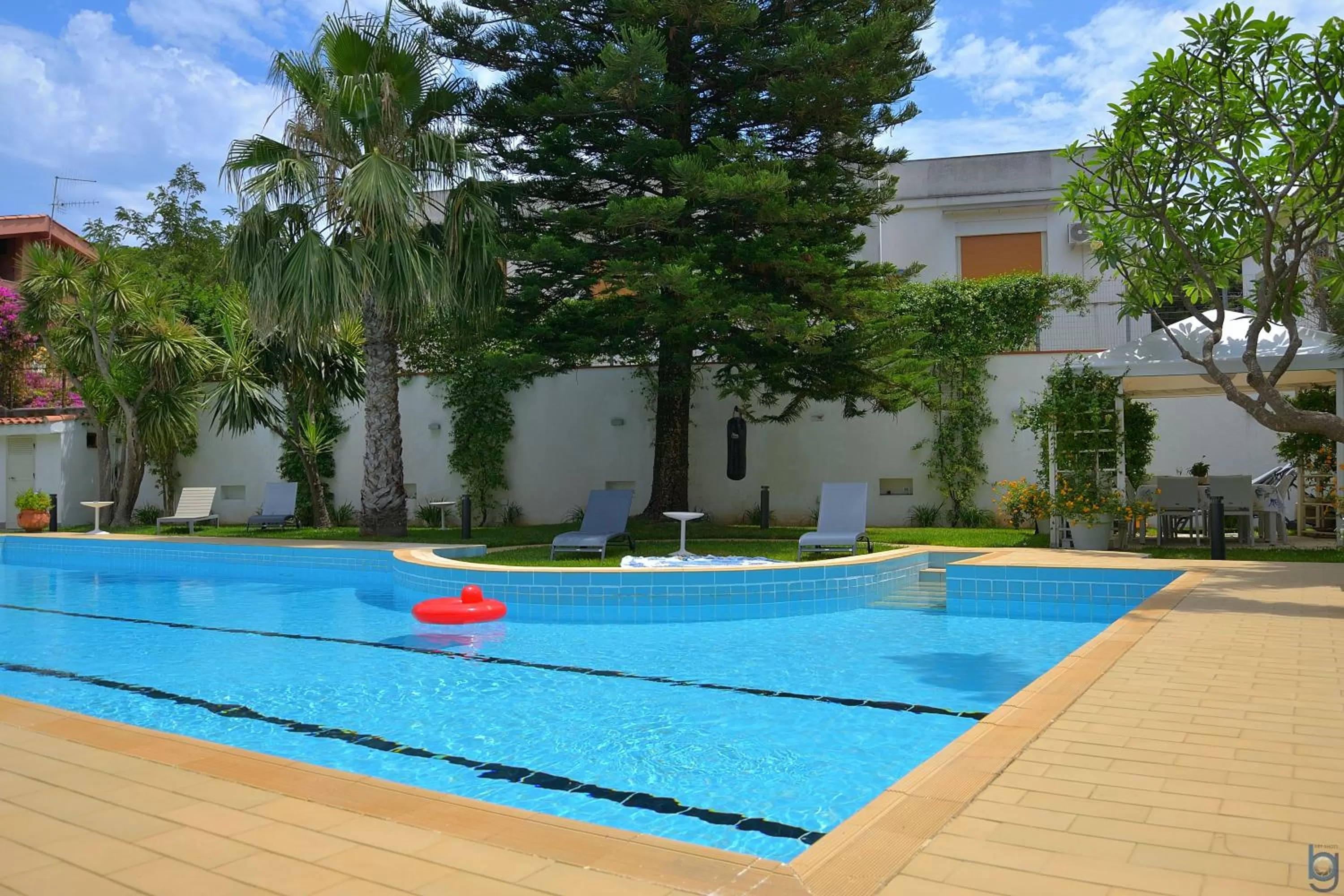 Swimming pool in B&b Mondello Resort