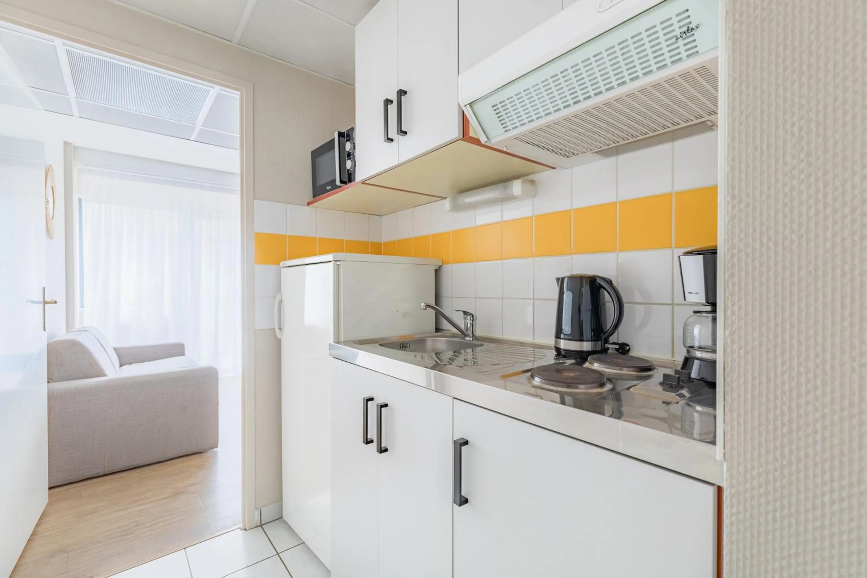 Coffee/tea facilities in Appart'City Classic Bordeaux Centre