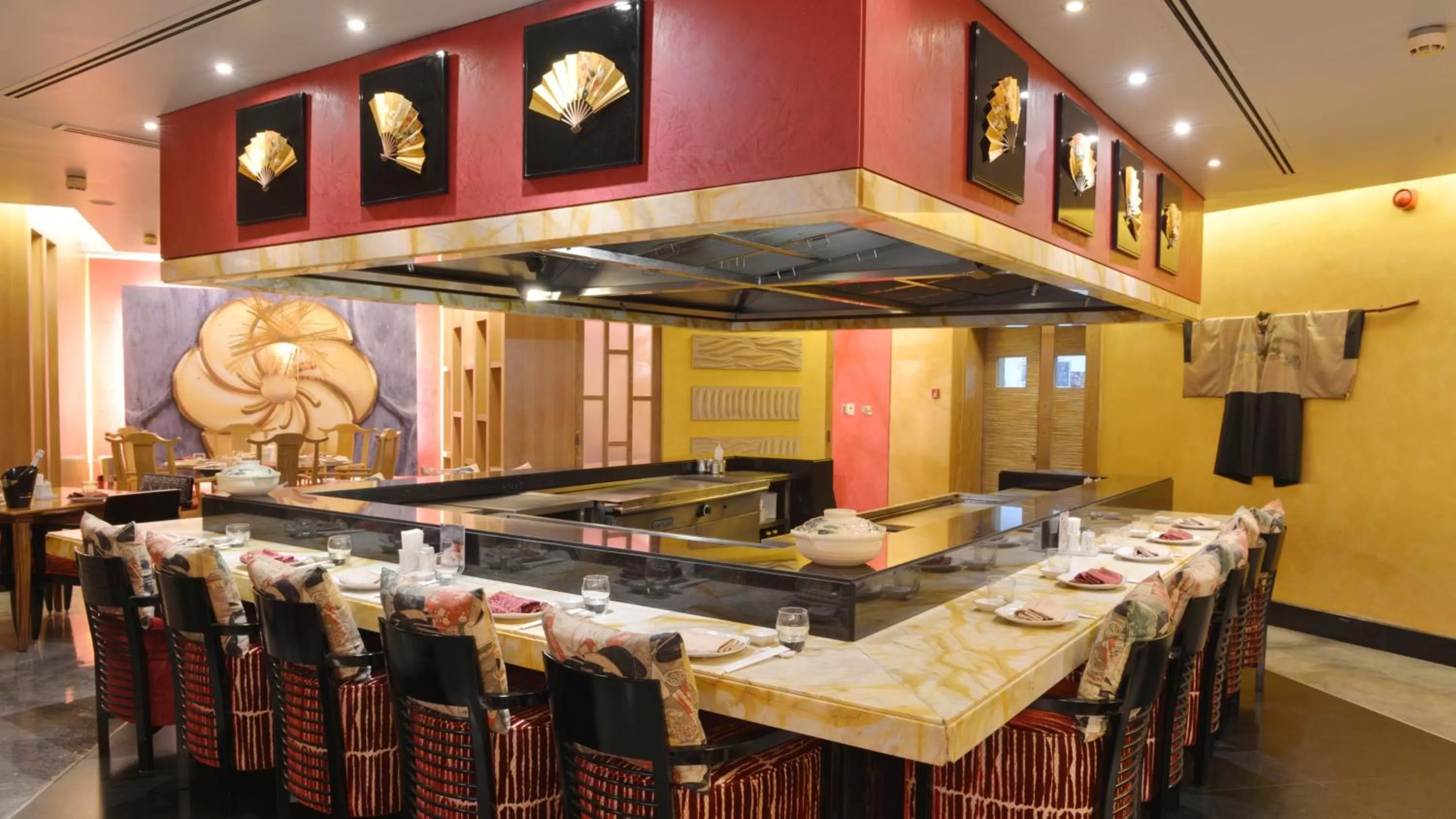 Restaurant/places to eat in Holiday Inn Kuwait Al Thuraya City by IHG