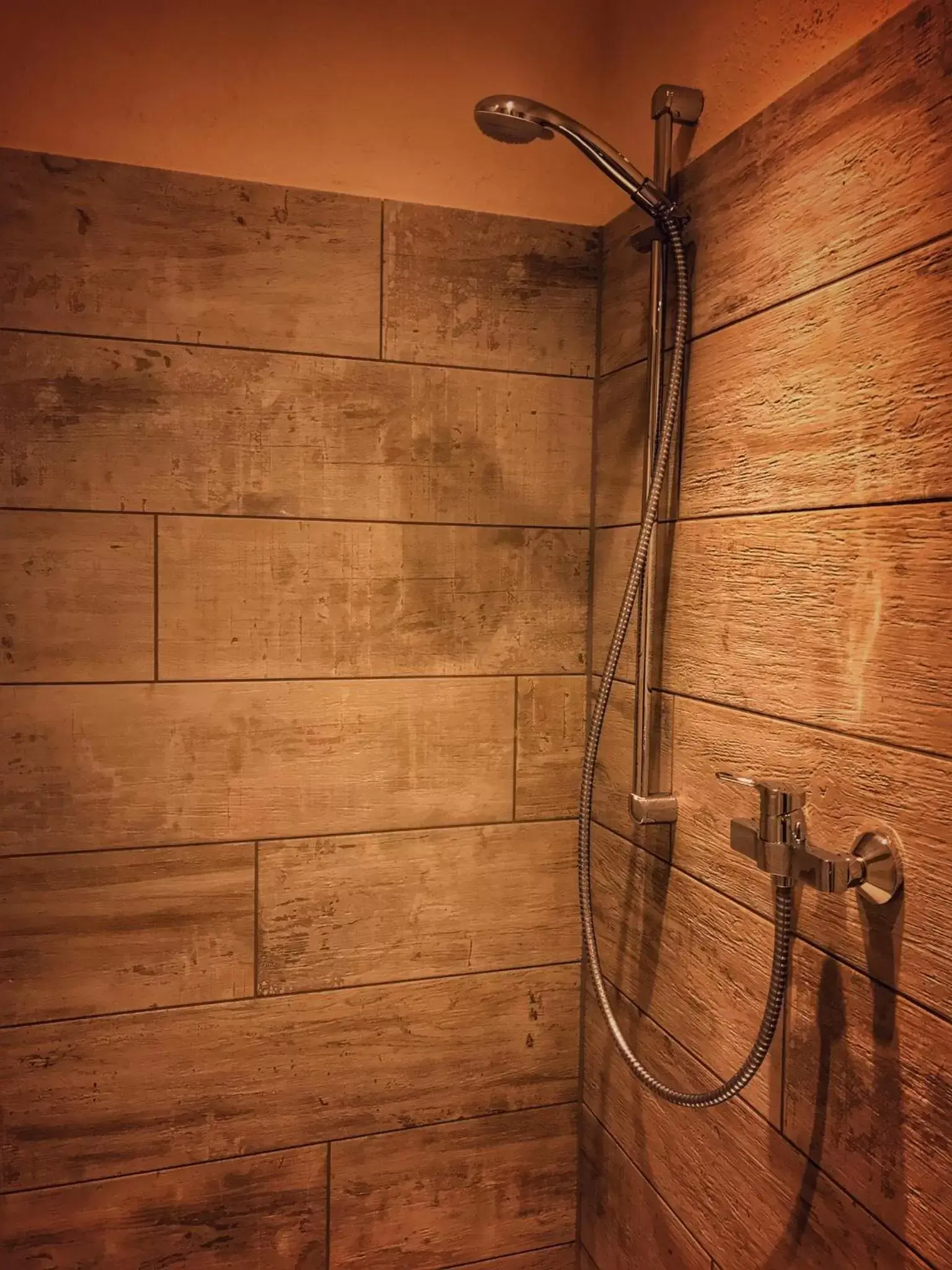 Deluxe Double or Twin Room in Road Stop Wuppertal Deluxe Double or Twin Room in Road Stop Wuppertal