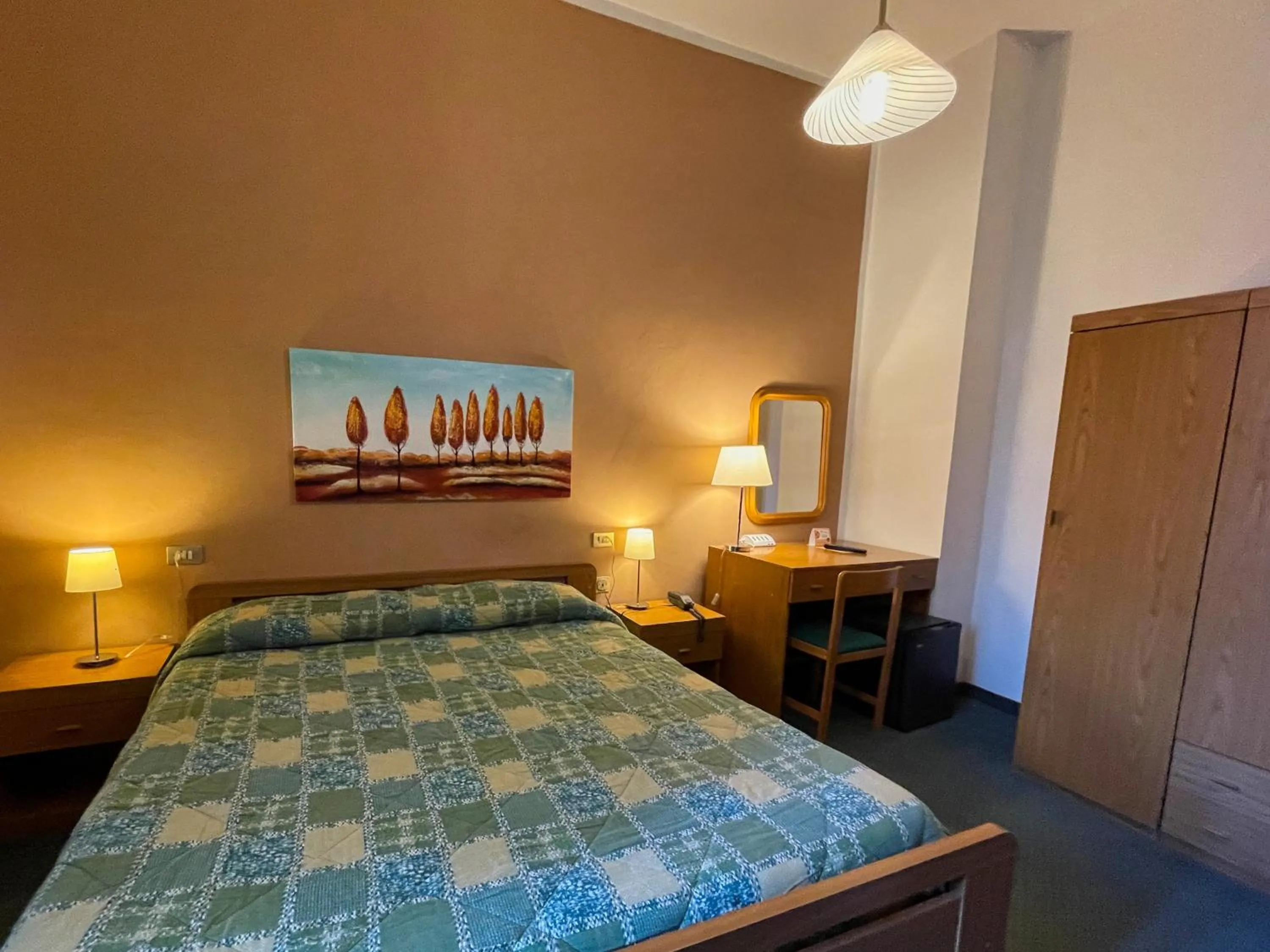 Bed in Hotel Continentale