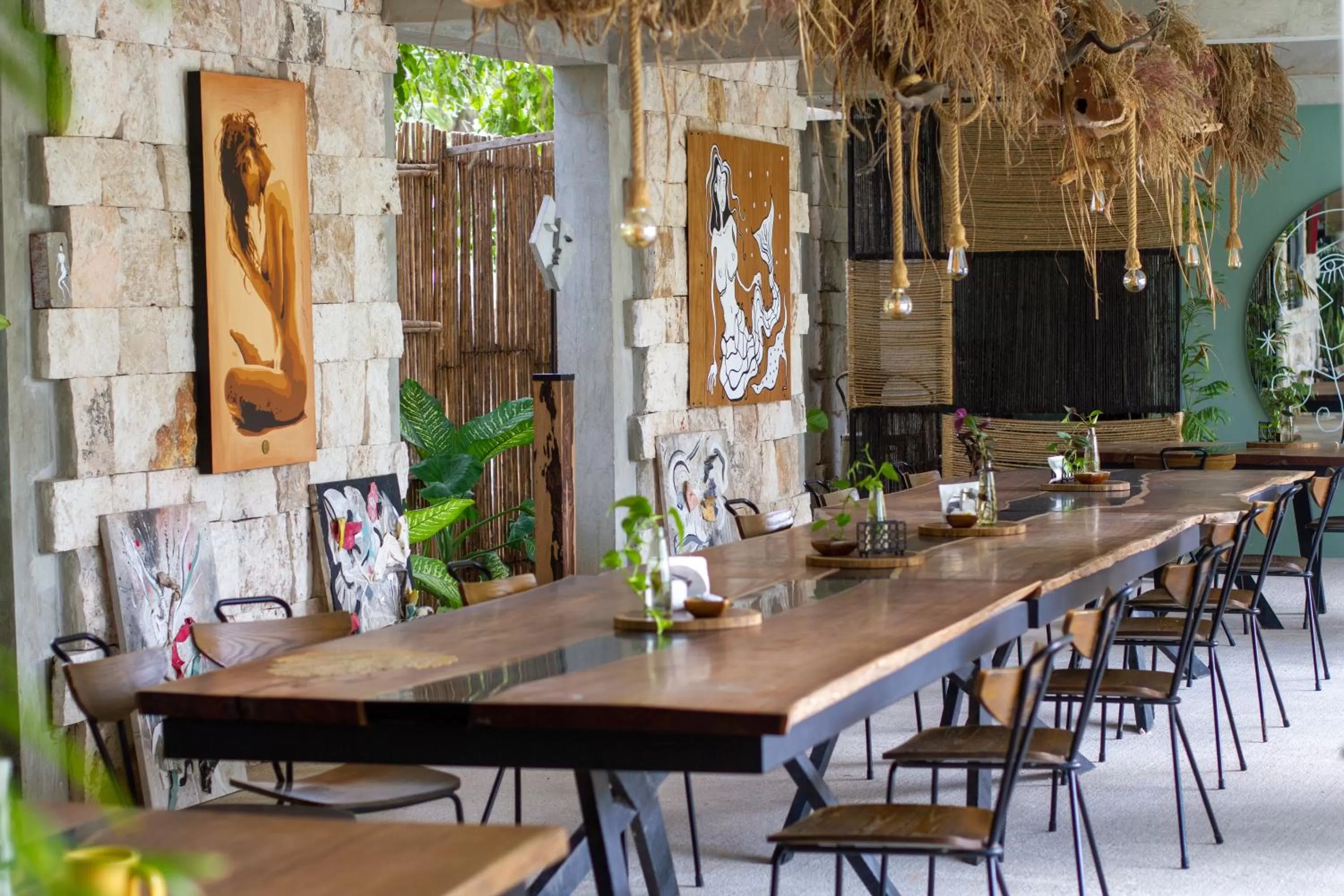 Restaurant/places to eat in Hotel Makaabá Eco-Boutique