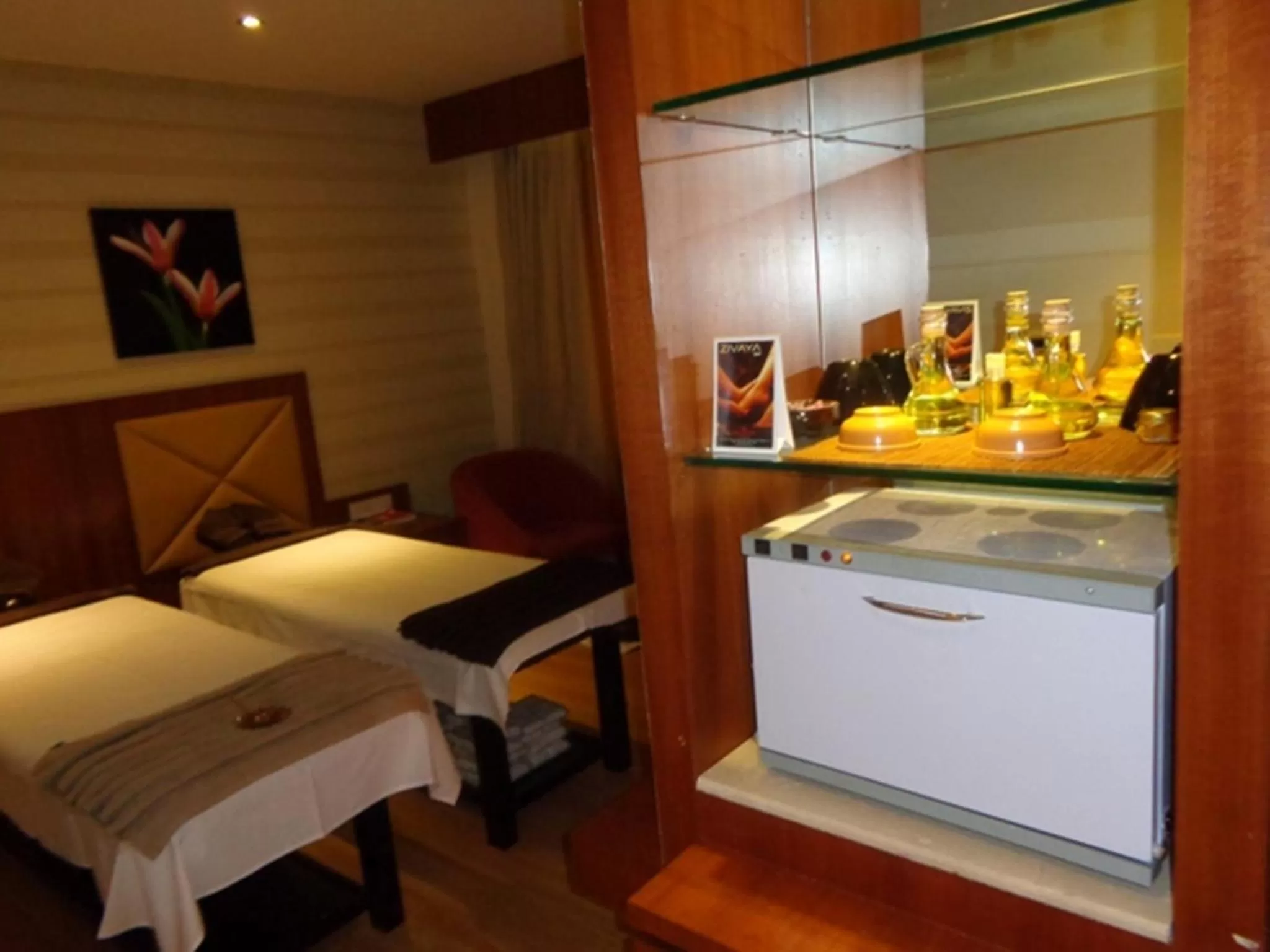 Spa and wellness centre/facilities in Ramada Ahmedabad