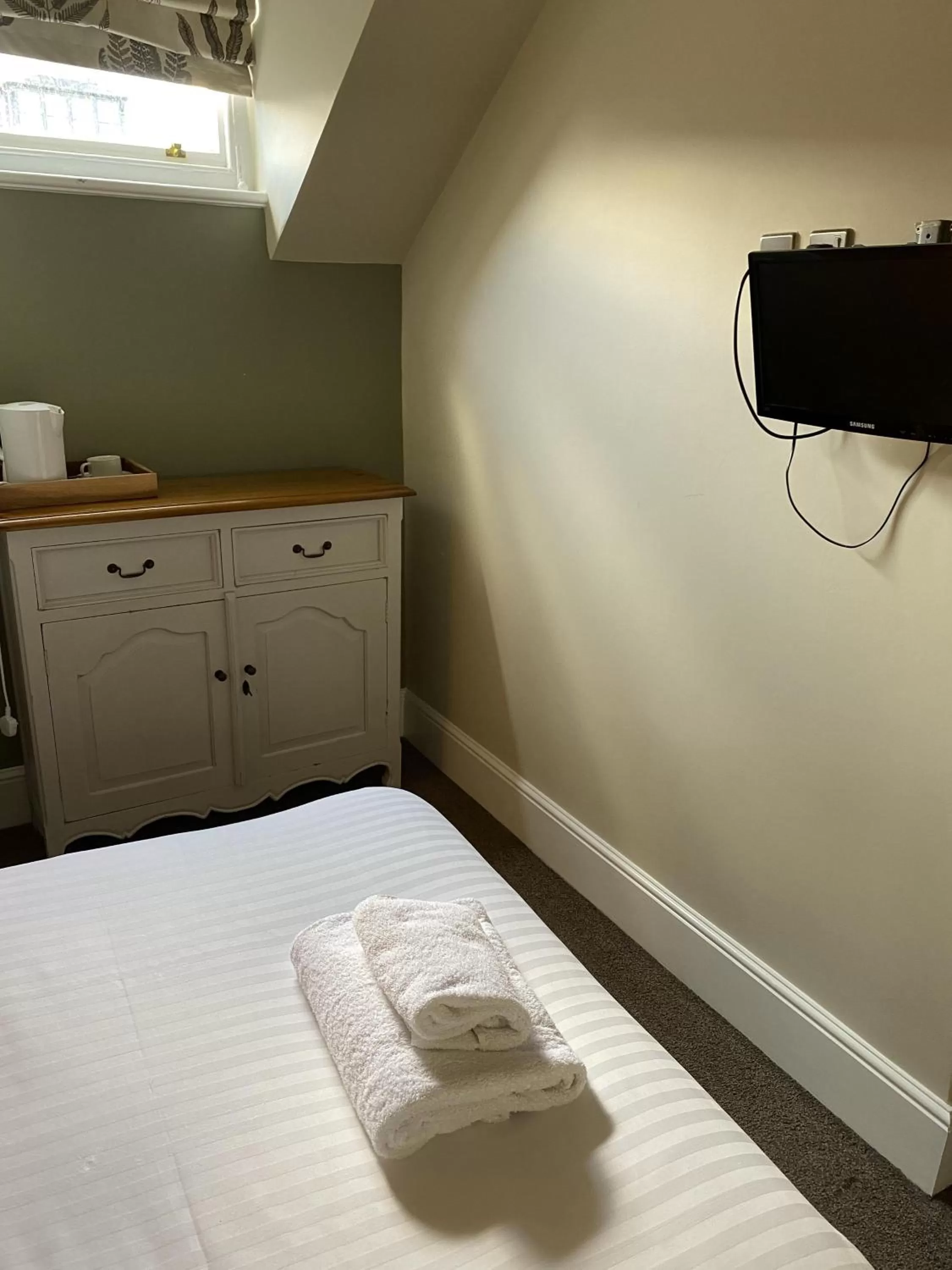 Bedroom, Bed in The Plough