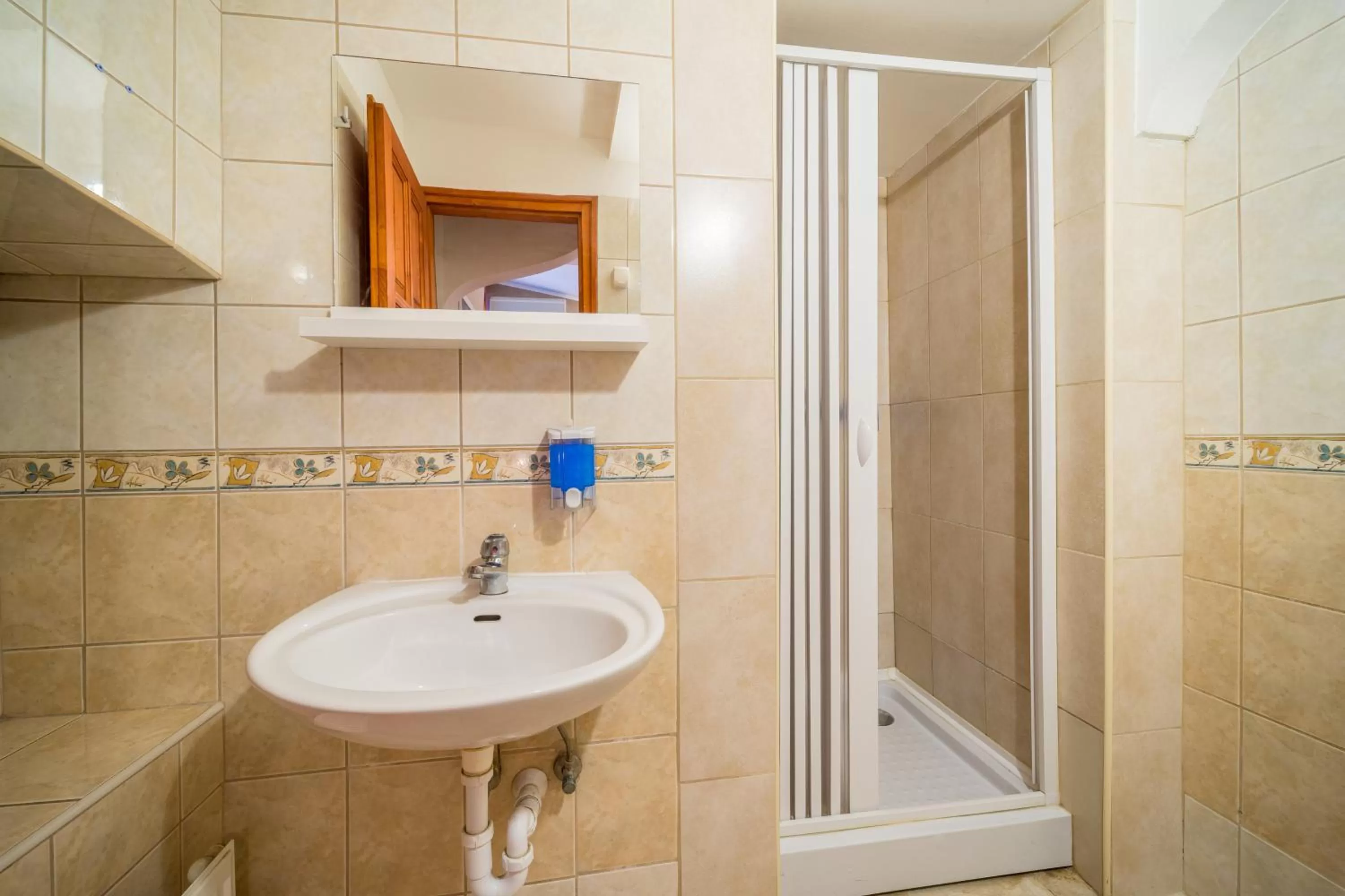 Bathroom in Easy Star Hotel