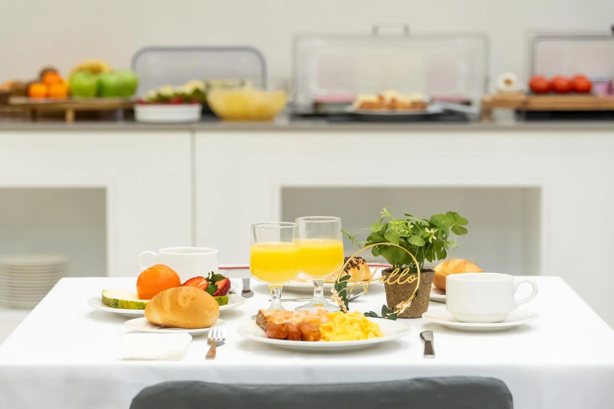 Food and drinks in Hotel Glòries