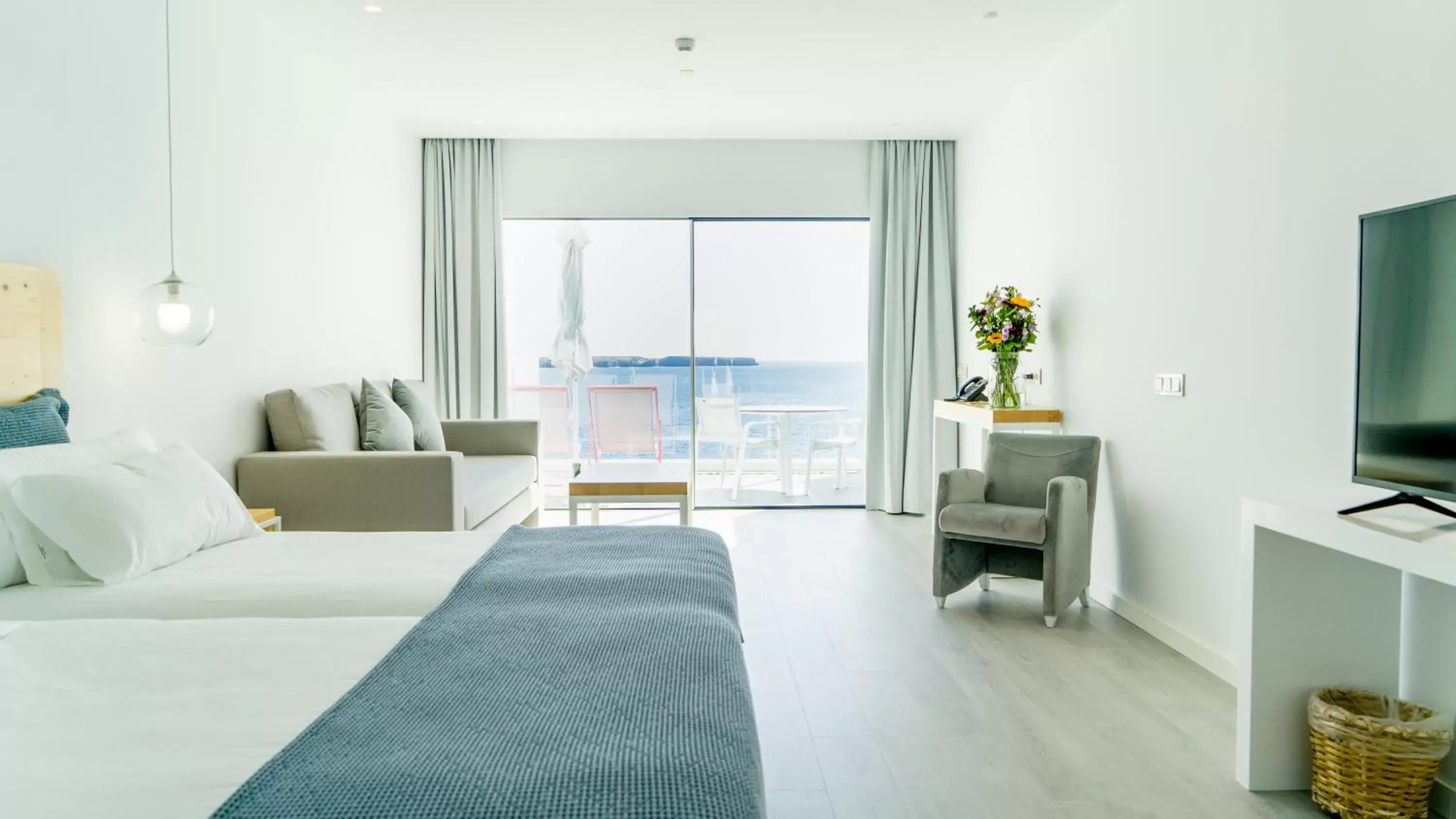 Standard Twin Room with Sea View - single occupancy in CalaLanzarote Suites Hotel - Adults Only Standard Twin Room with Sea View - single occupancy in CalaLanzarote Suites Hotel - Adults Only