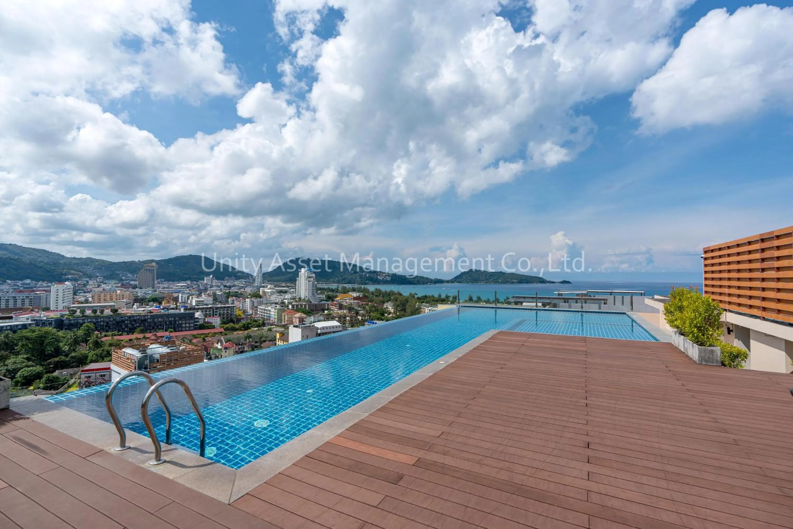Sea view in The Unity and The Bliss Patong Residence