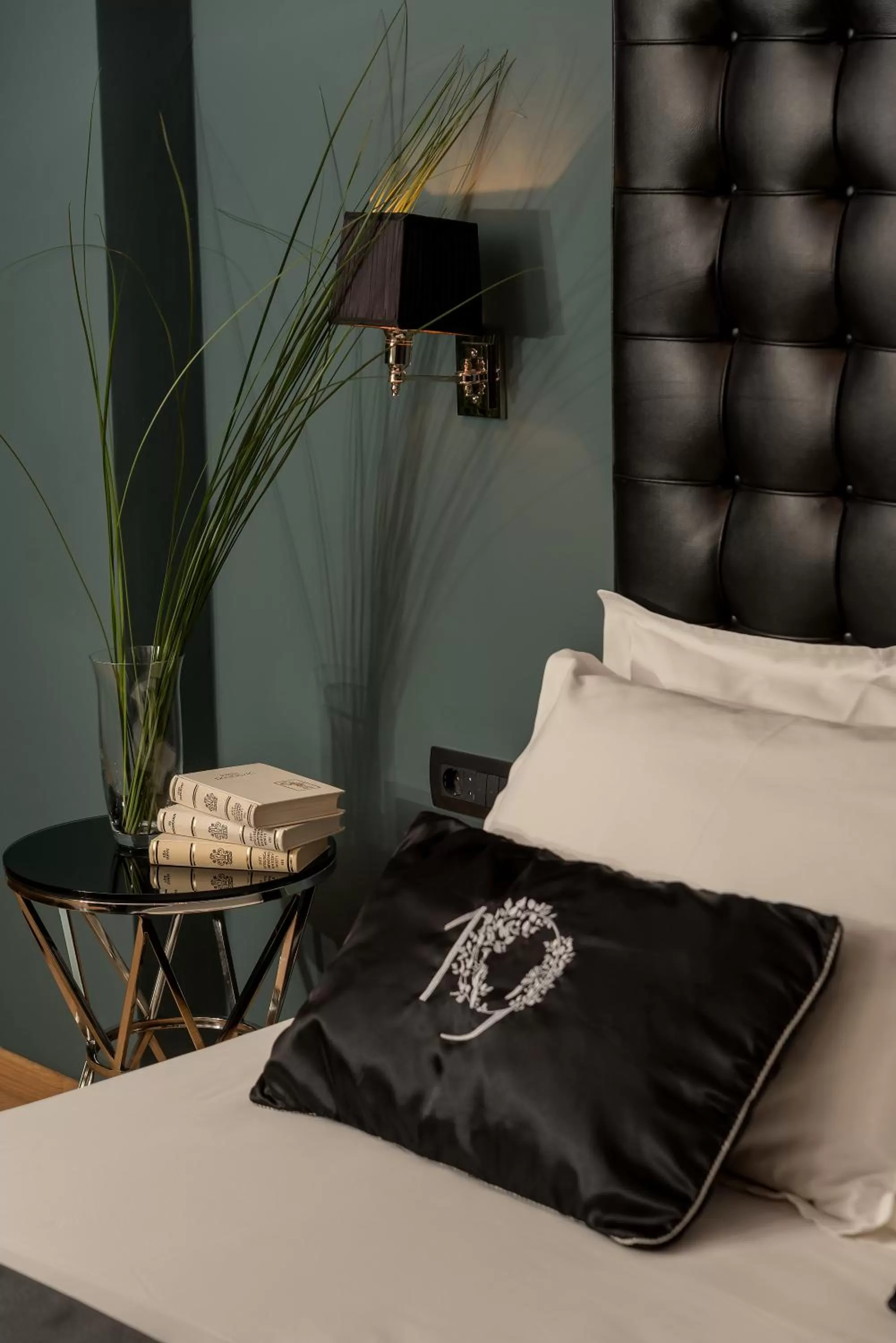 Bed in Heritage Hotel 19