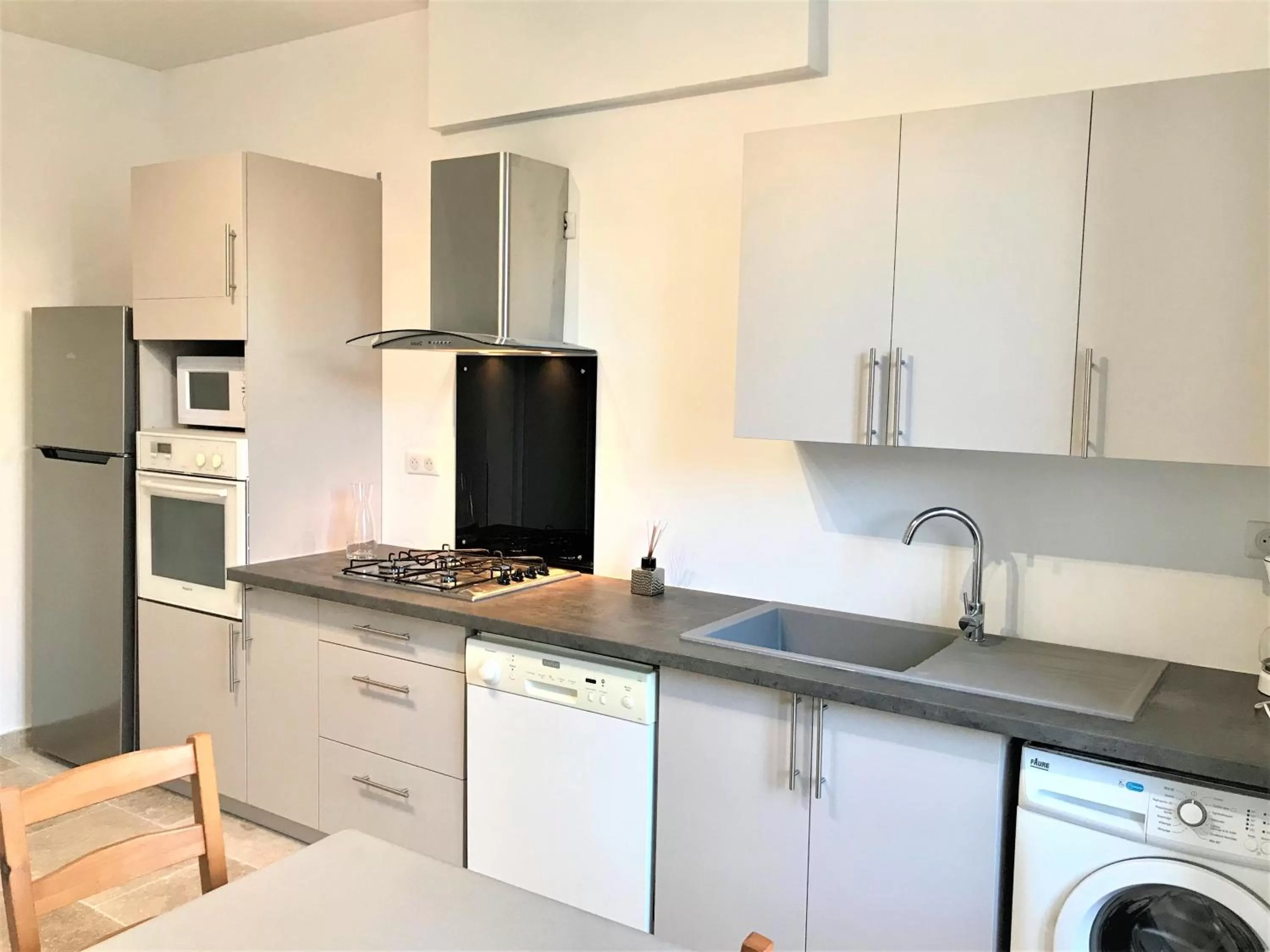 Kitchen or kitchenette in Domaine de l'Aufrene