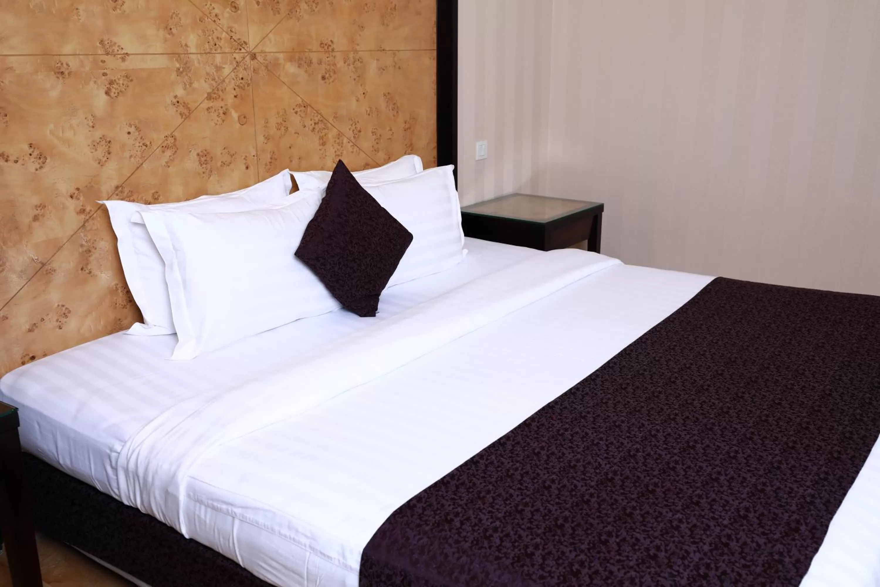 Bed in Hyatt Jeddah Continental Hotel