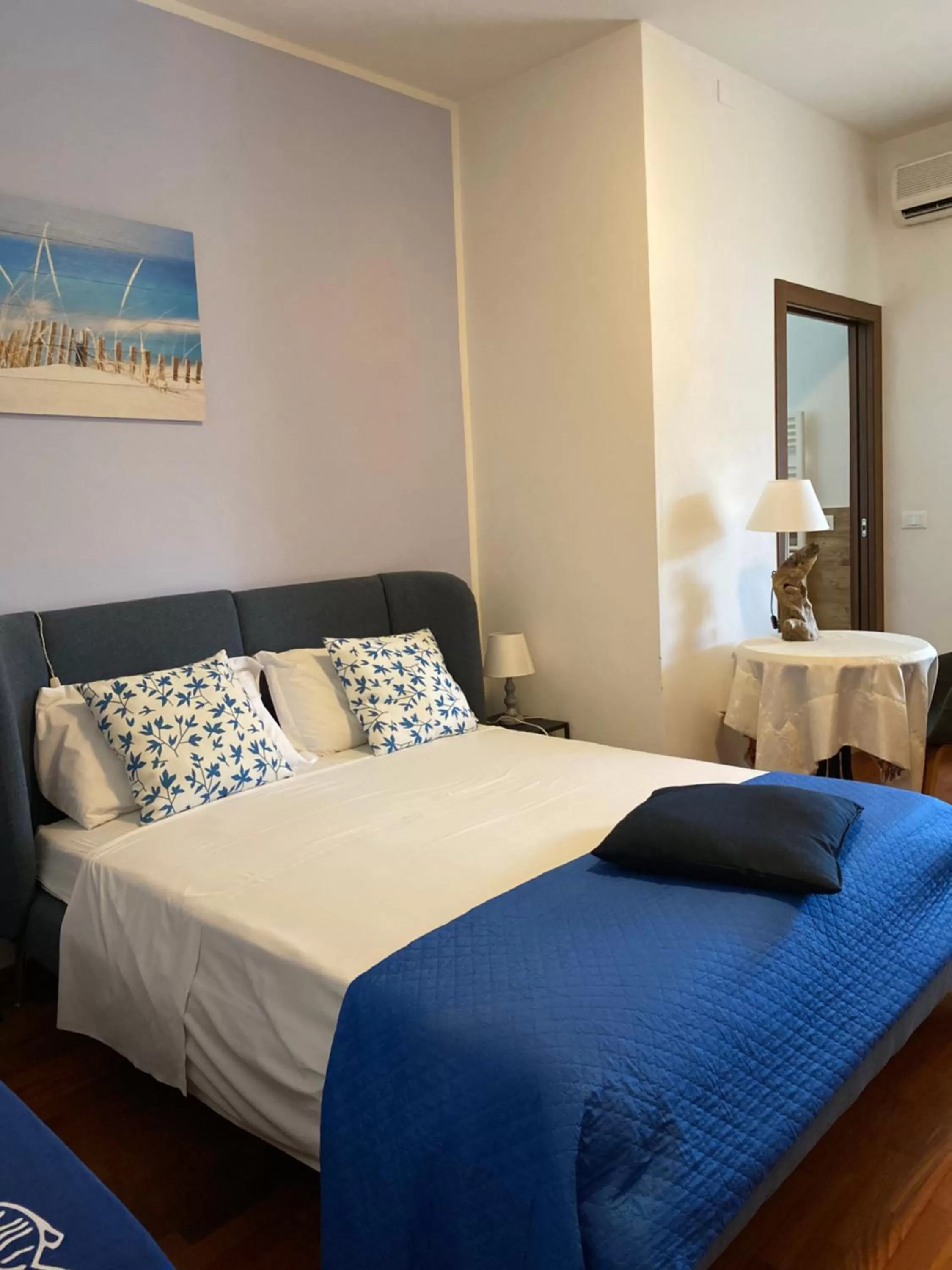 Bedroom, Bed in Ferrari