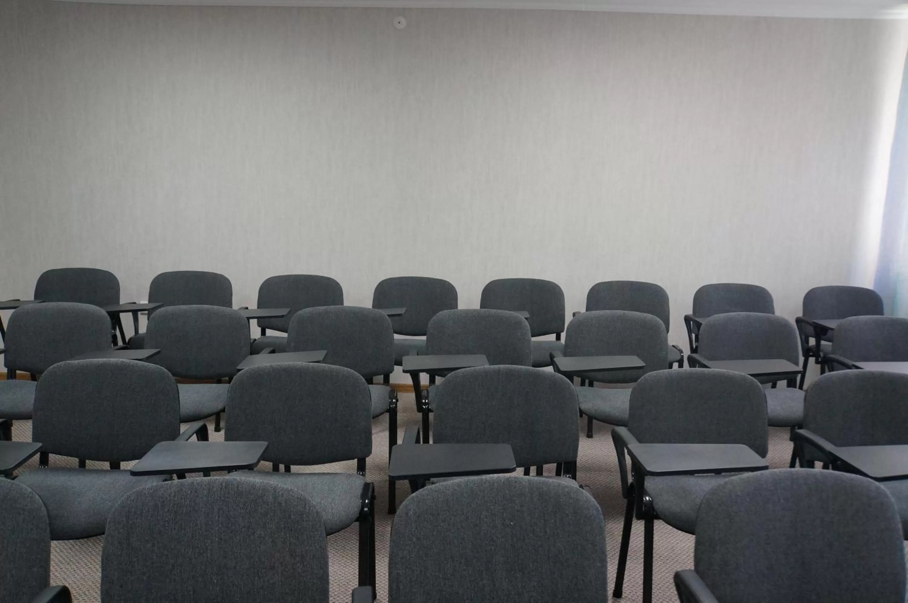 Business facilities in GALIRAD Hotel