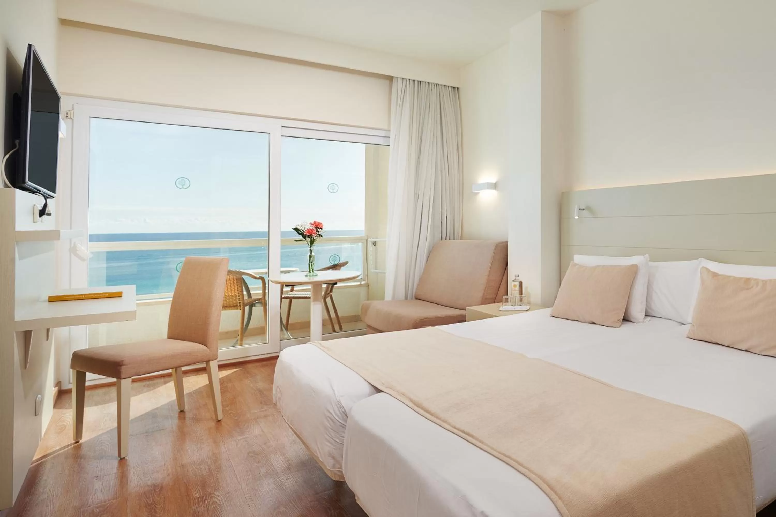 TV and multimedia, Bed in Hotel Sabina