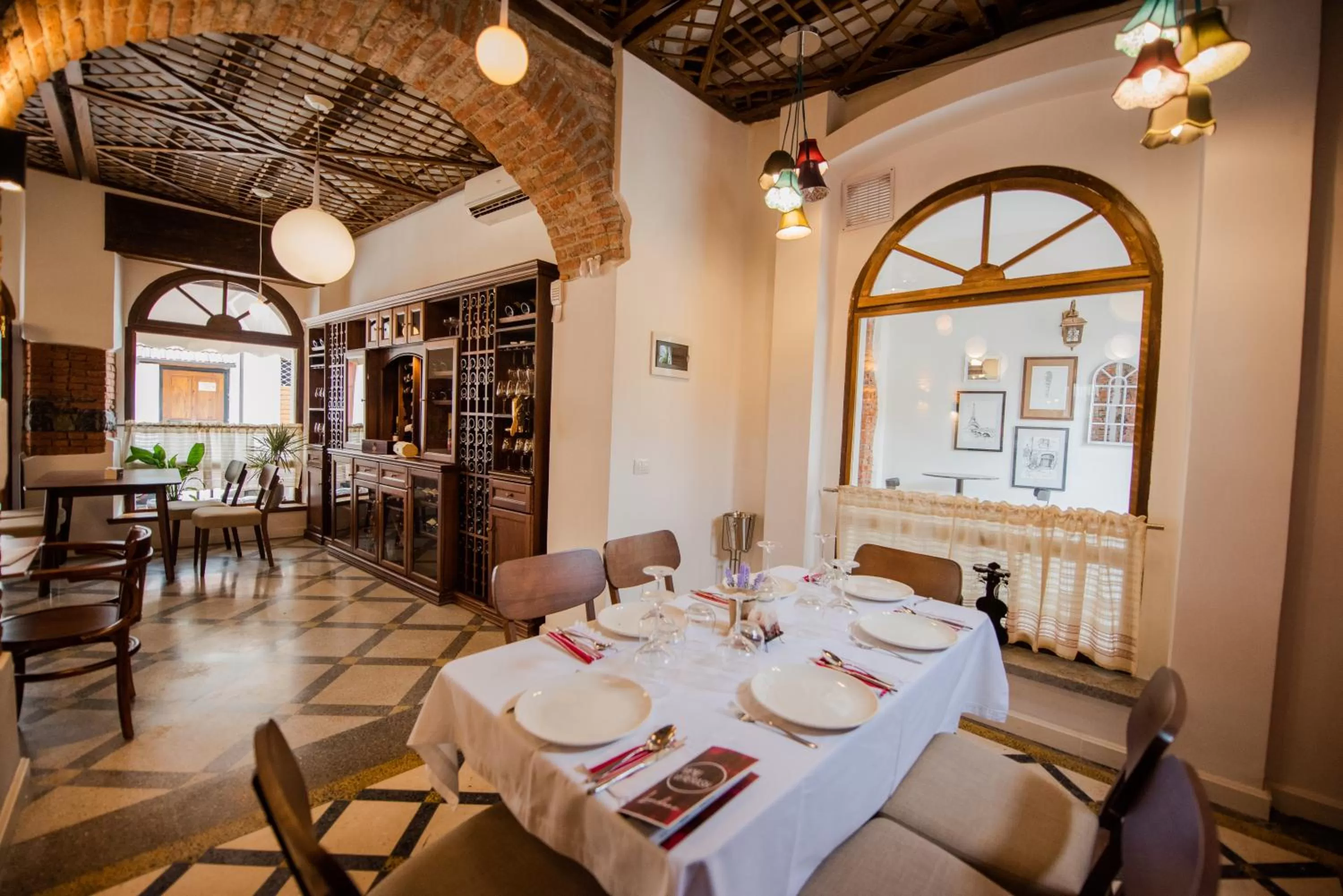 Restaurant/Places to Eat in Hotel Loredano