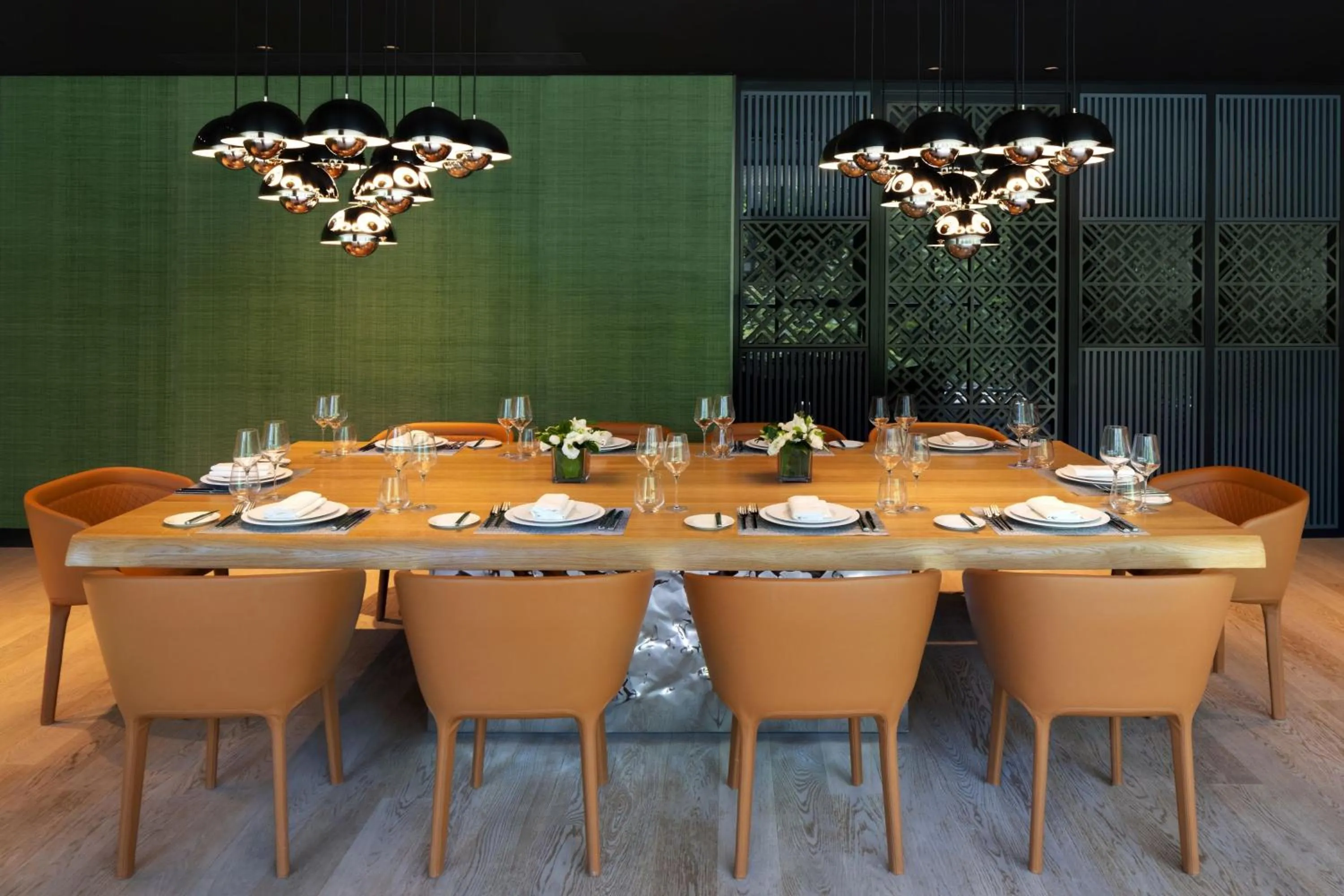 Restaurant/places to eat in Paragraph Freedom Square, a Luxury Collection Hotel, Tbilisi