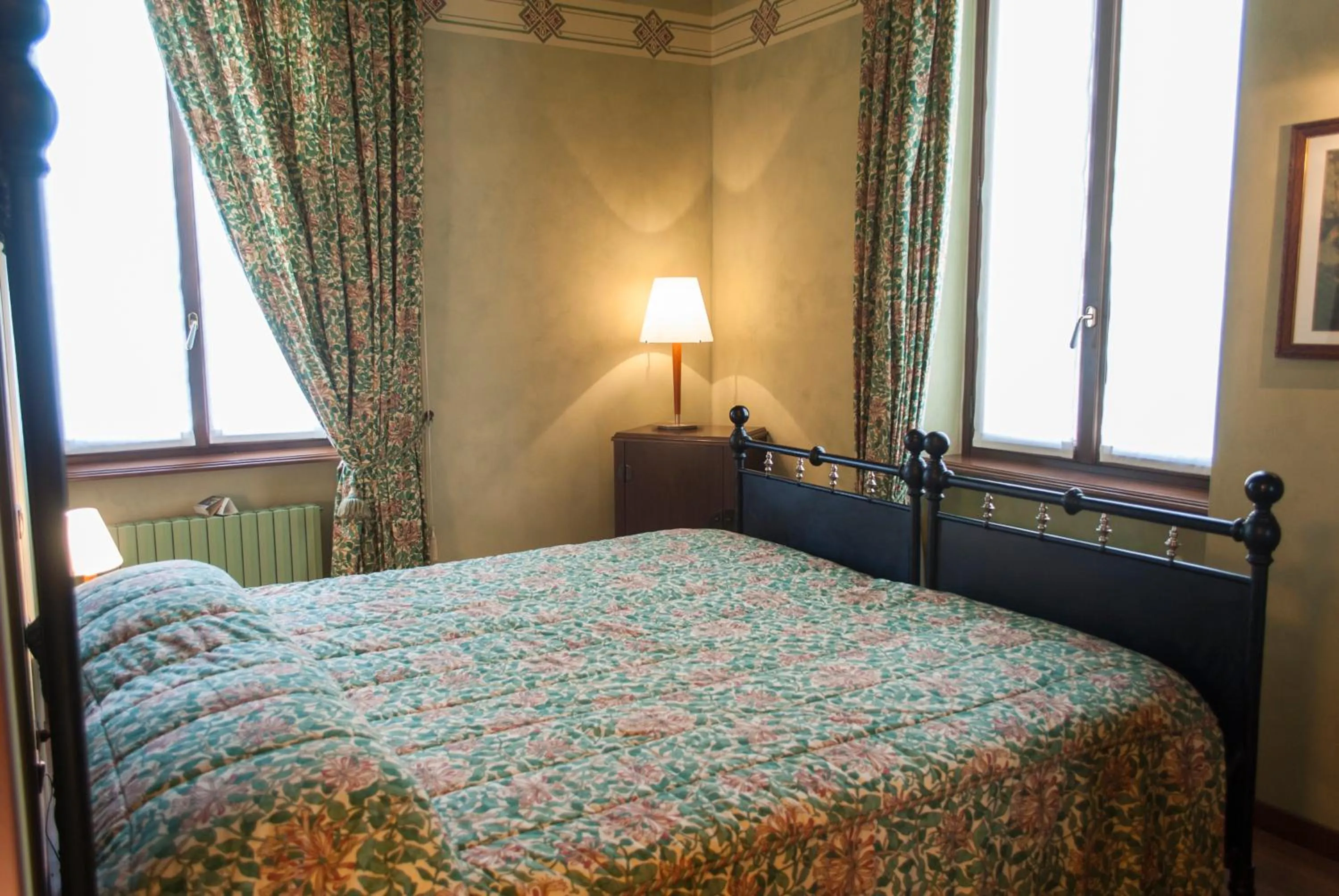 Photo of the whole room, Bed in Al Borducan Boutique Hotel