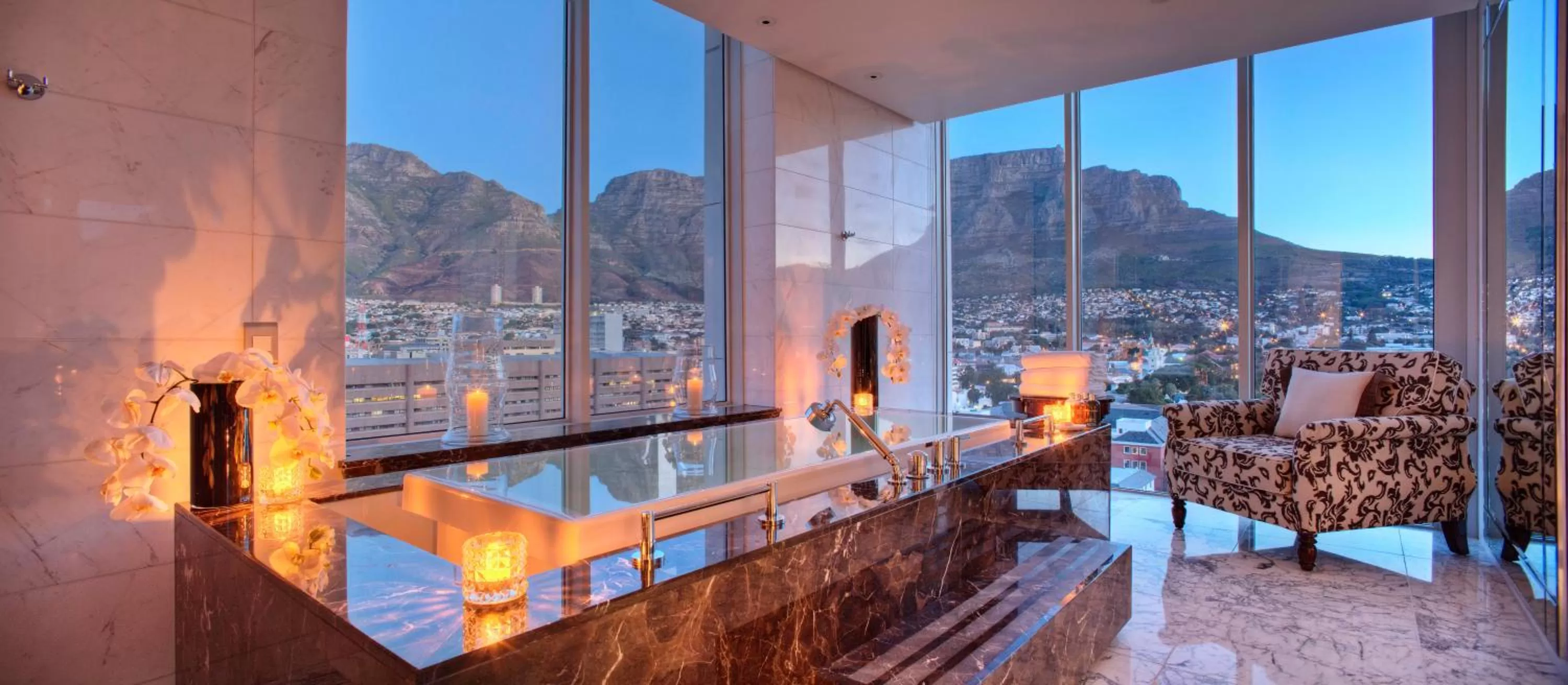 Shower in Taj Cape Town