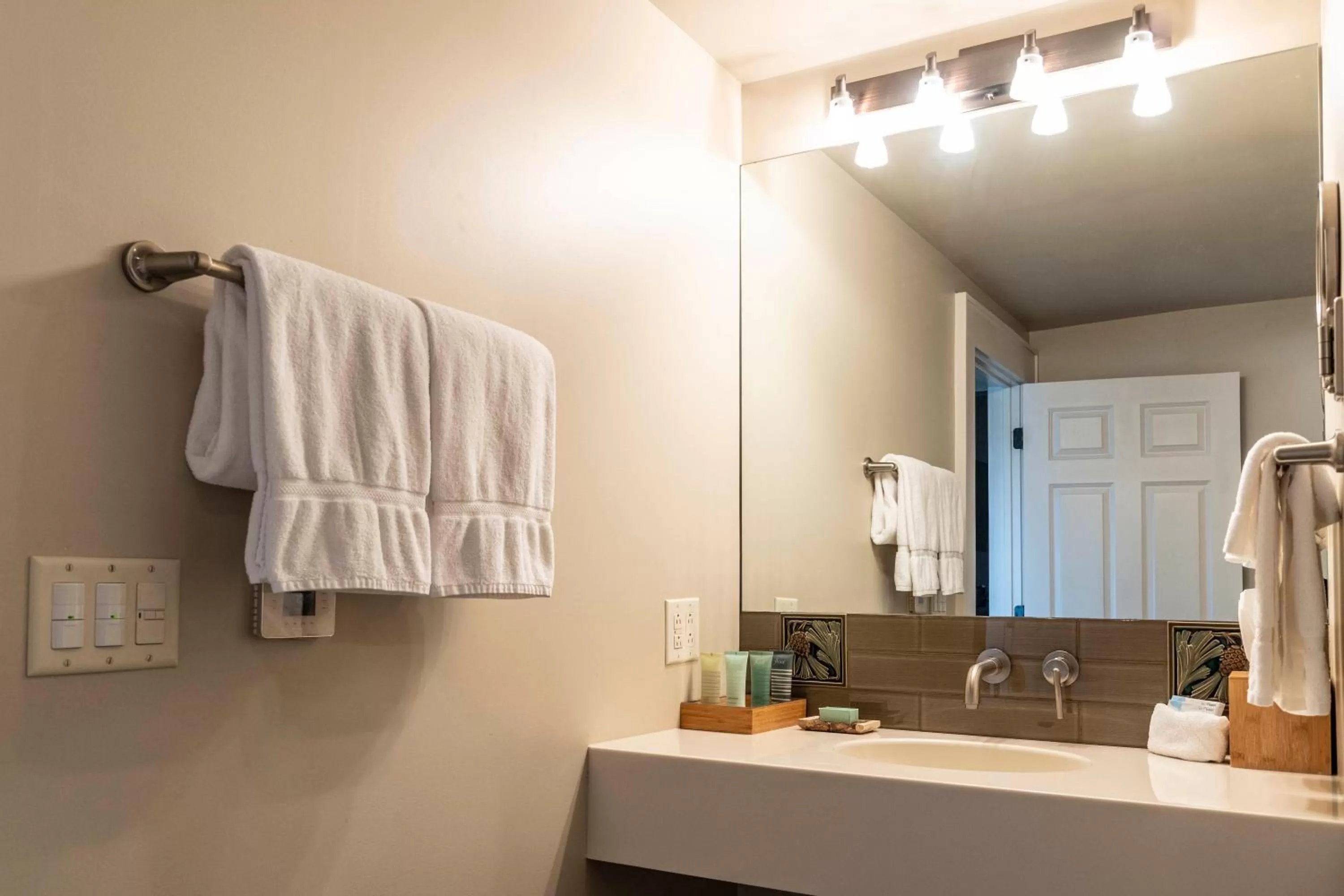 Bathroom in Hotel Broad Ripple