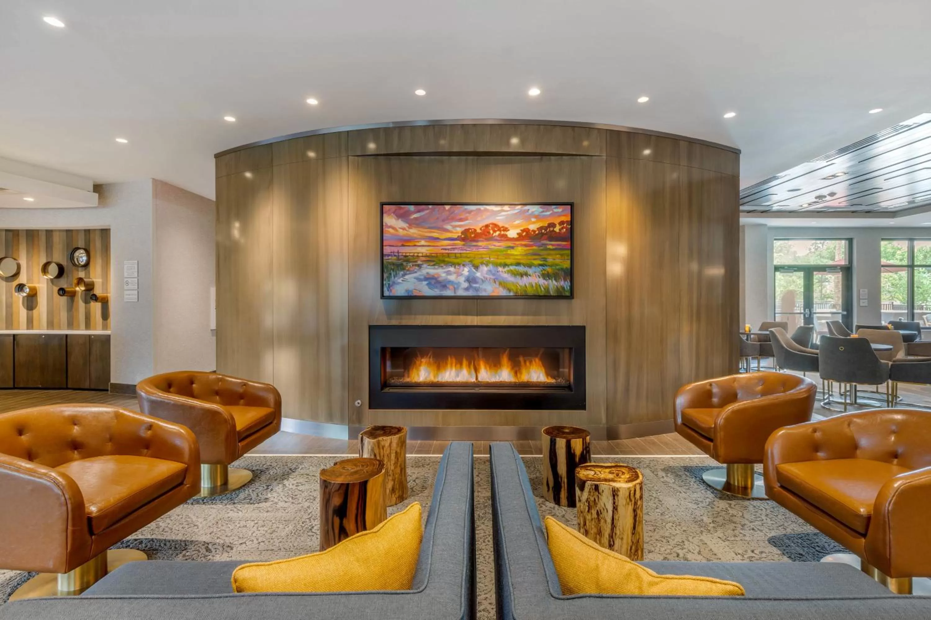 Seating area in DoubleTree by Hilton Charleston Riverview