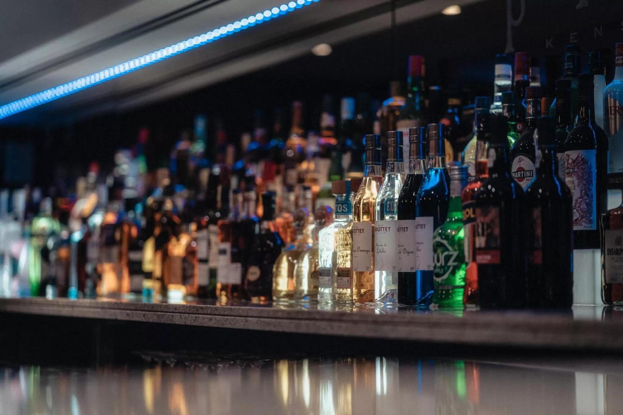 Lounge or bar in Royal Garden Hotel