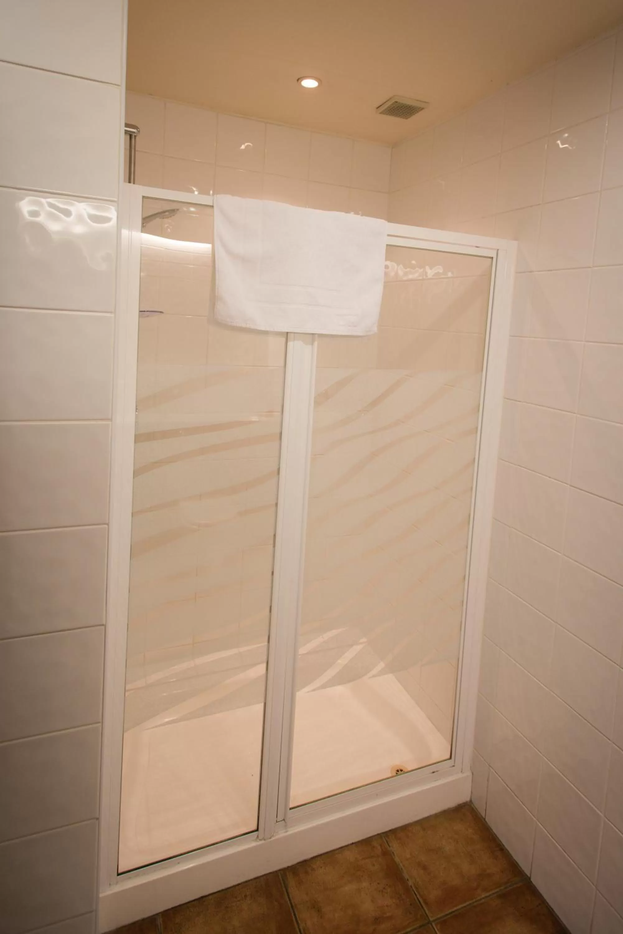 Shower in The Royal Arms Hotel Room Only