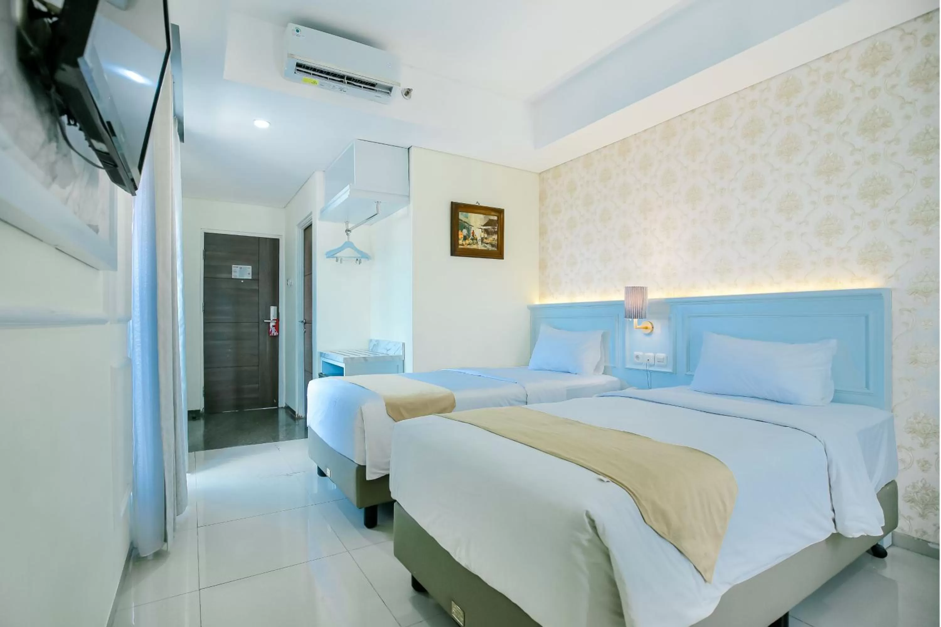 Bed in The Cube Hotel Malioboro, Azana Hotels Collection
