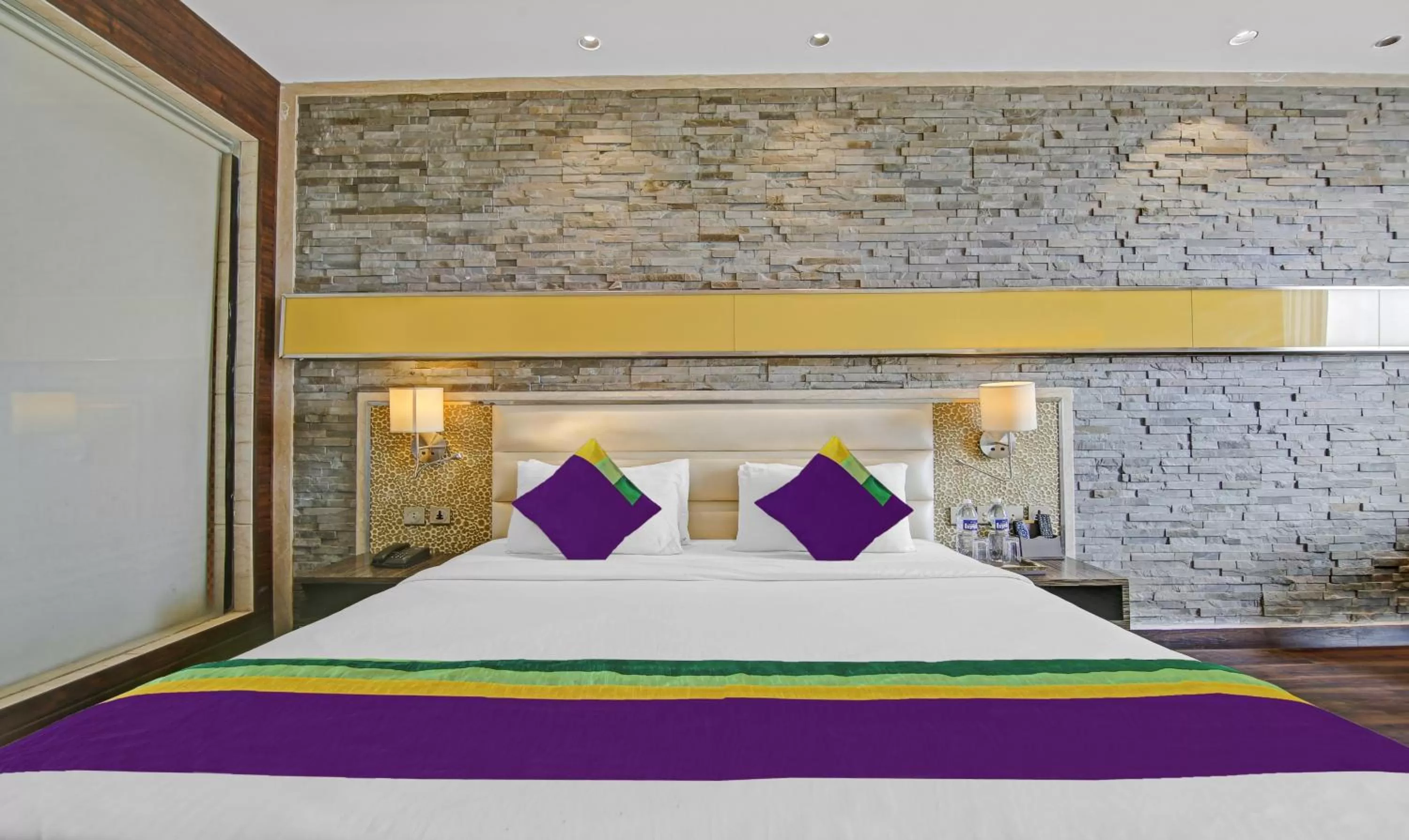 Bed in Treebo Premium Arista