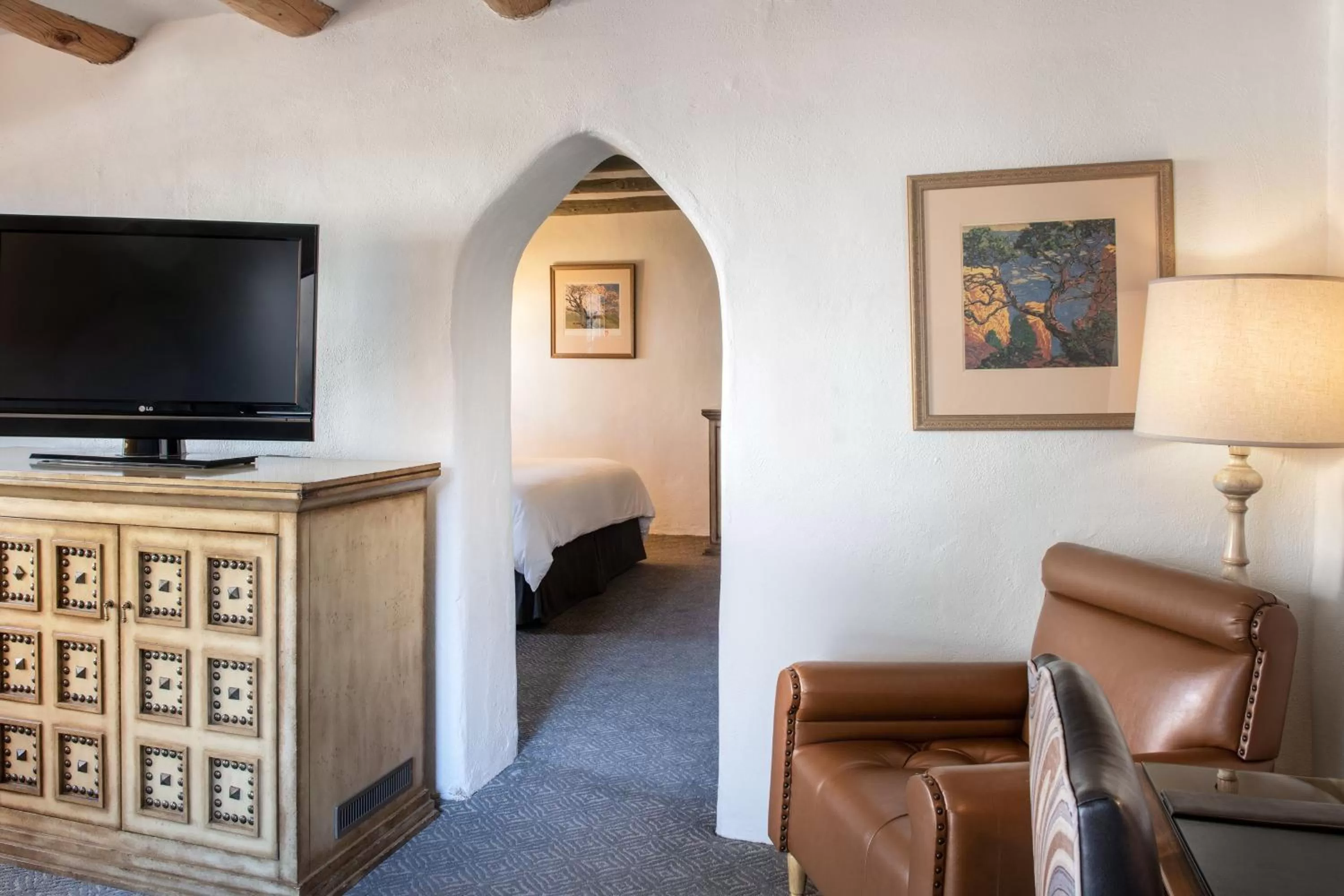 Living room in La Posada De Santa Fe, a Tribute Portfolio Resort & Spa