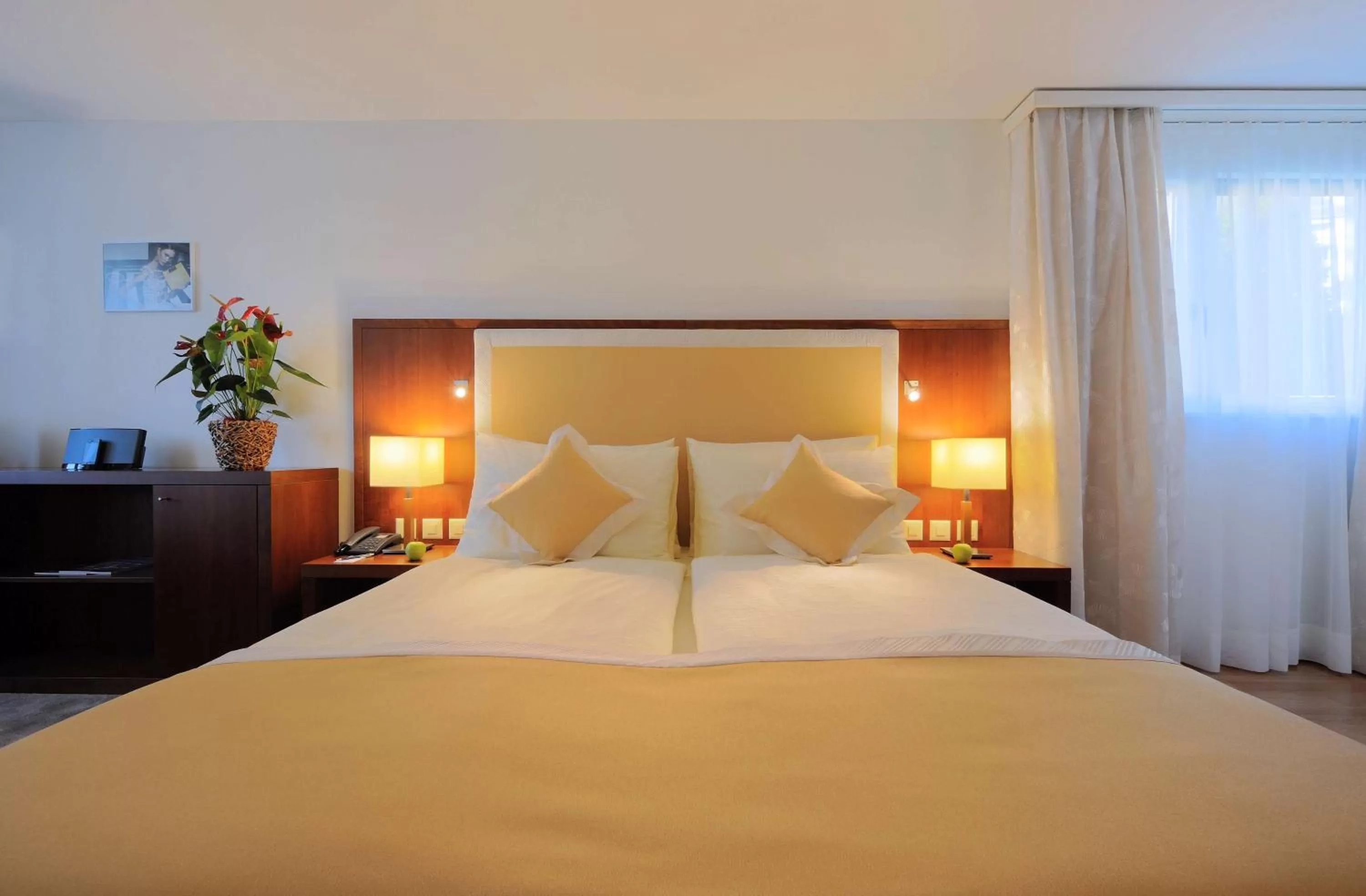 Photo of the whole room, Bed in Radisson Blu Hotel, St. Gallen