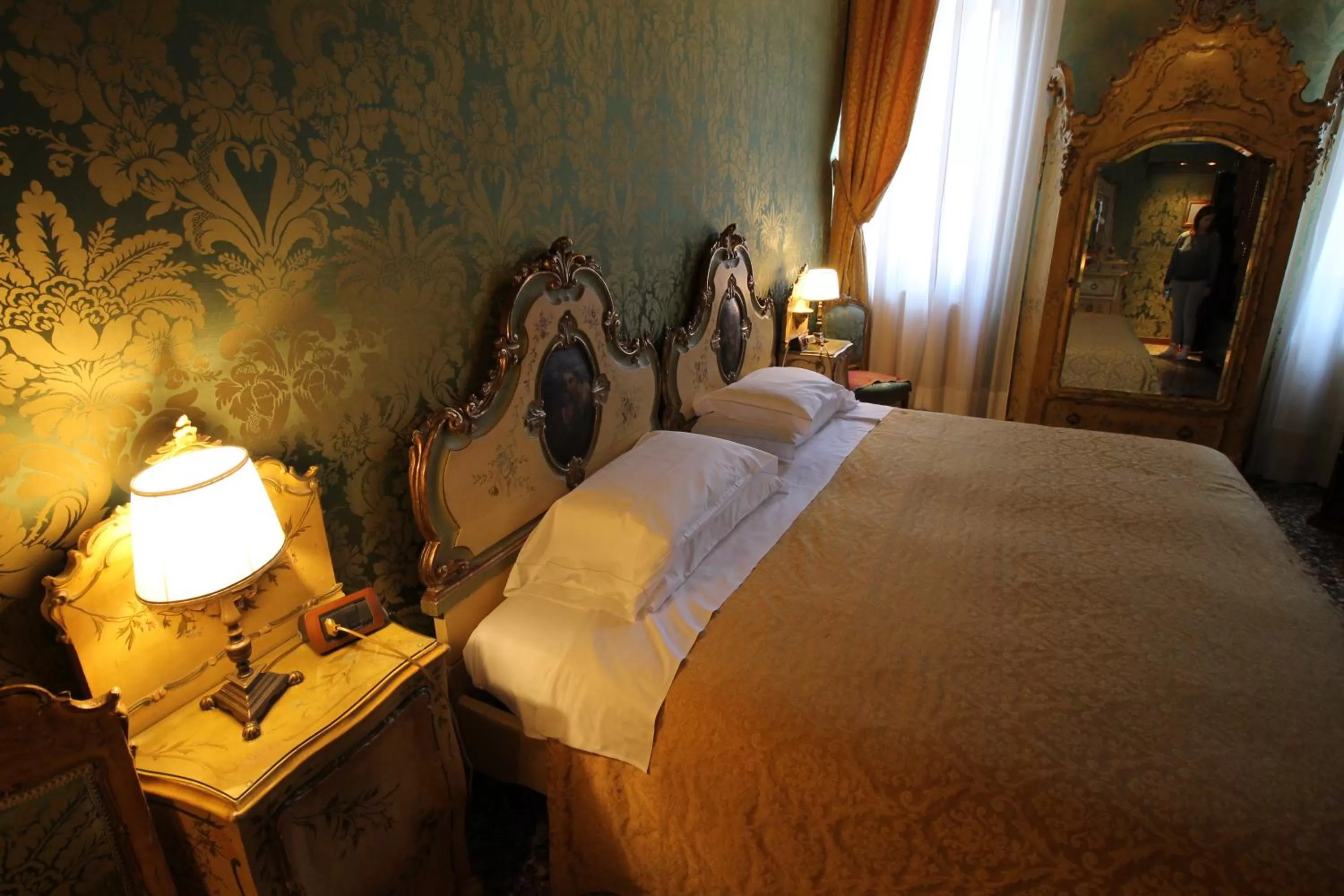 Bedroom, Bed in Hotel Palazzo Abadessa
