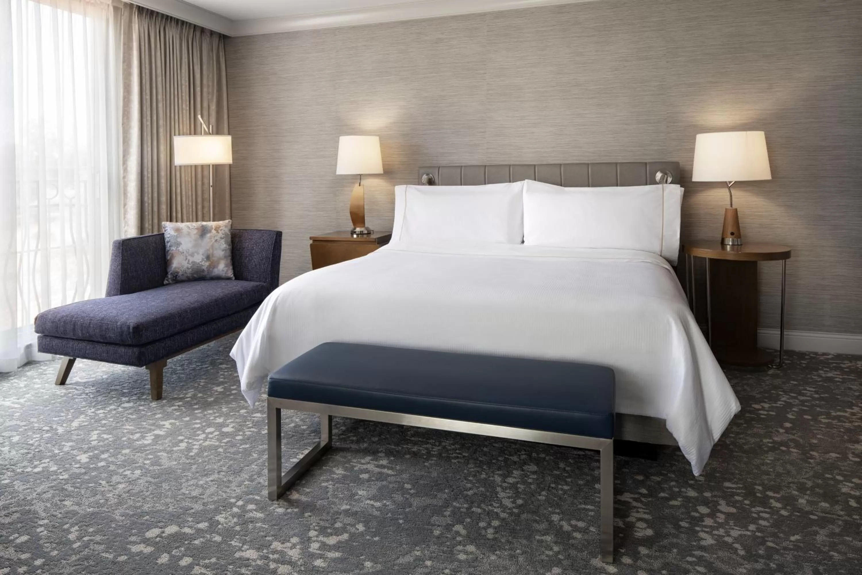 Bedroom, Bed in The Westin Palo Alto