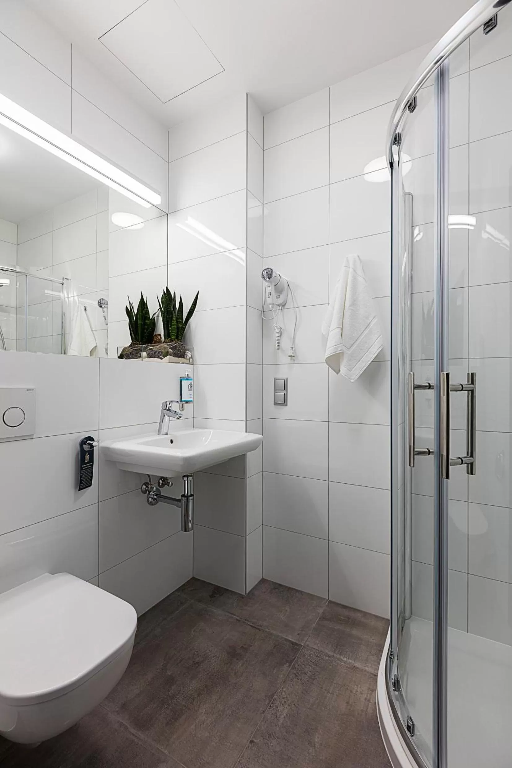 Shower in Fama Residence Gdańsk Old Town