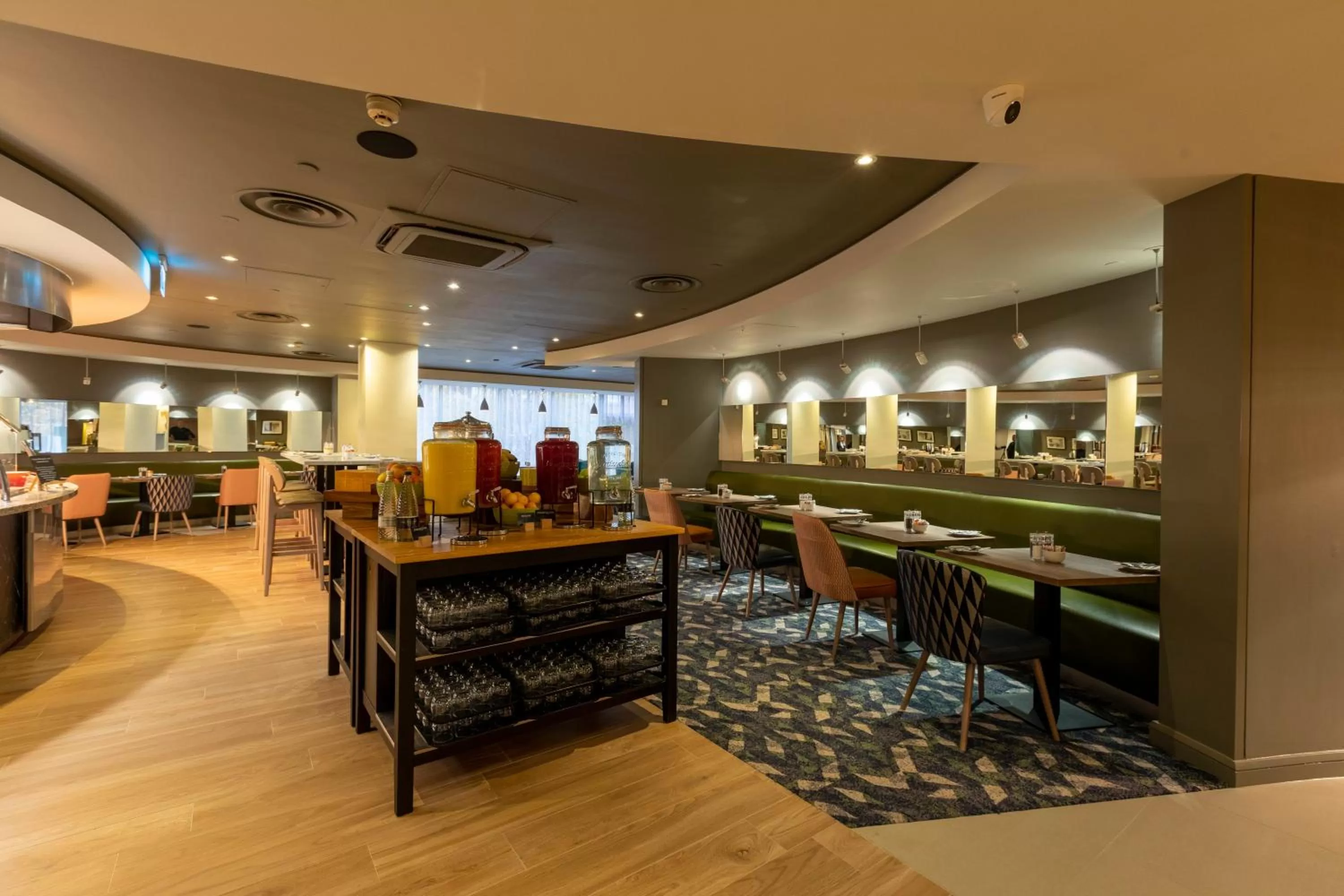 Restaurant/places to eat in Holiday Inn London - Regent's Park by IHG