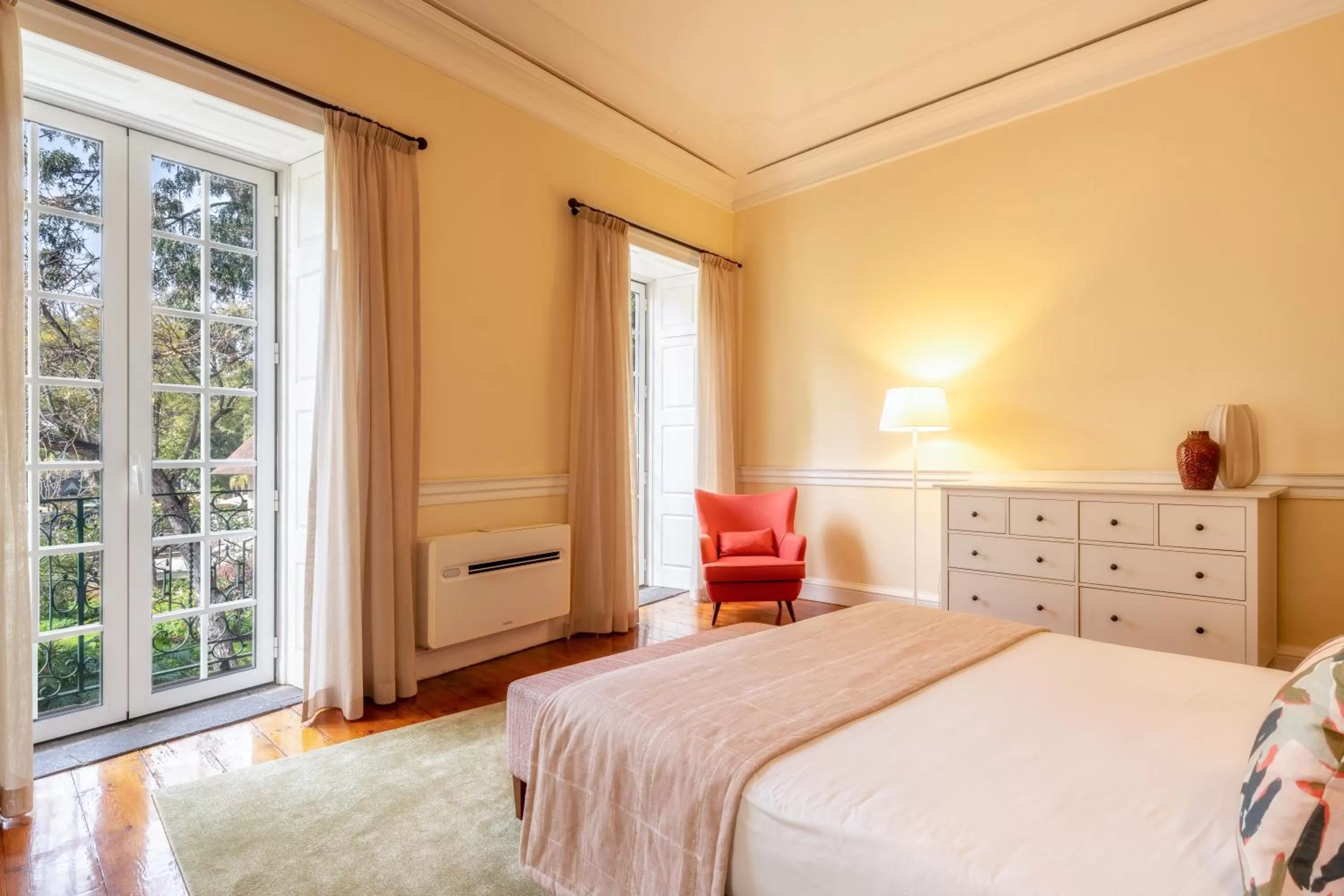 Bedroom, Bed in The Wine Lodges by An Island Apart