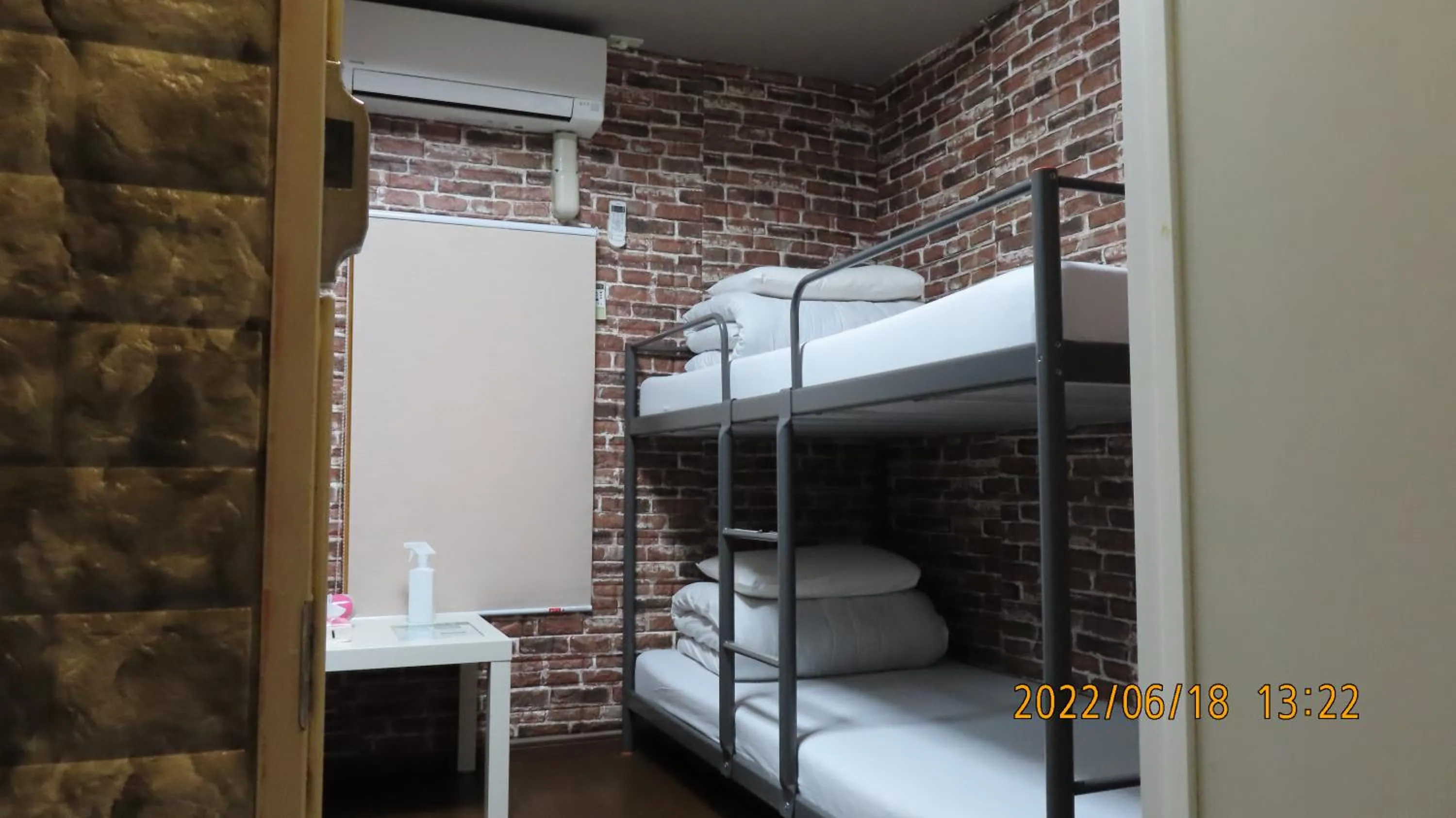 Bed in Sophiearth Apartment