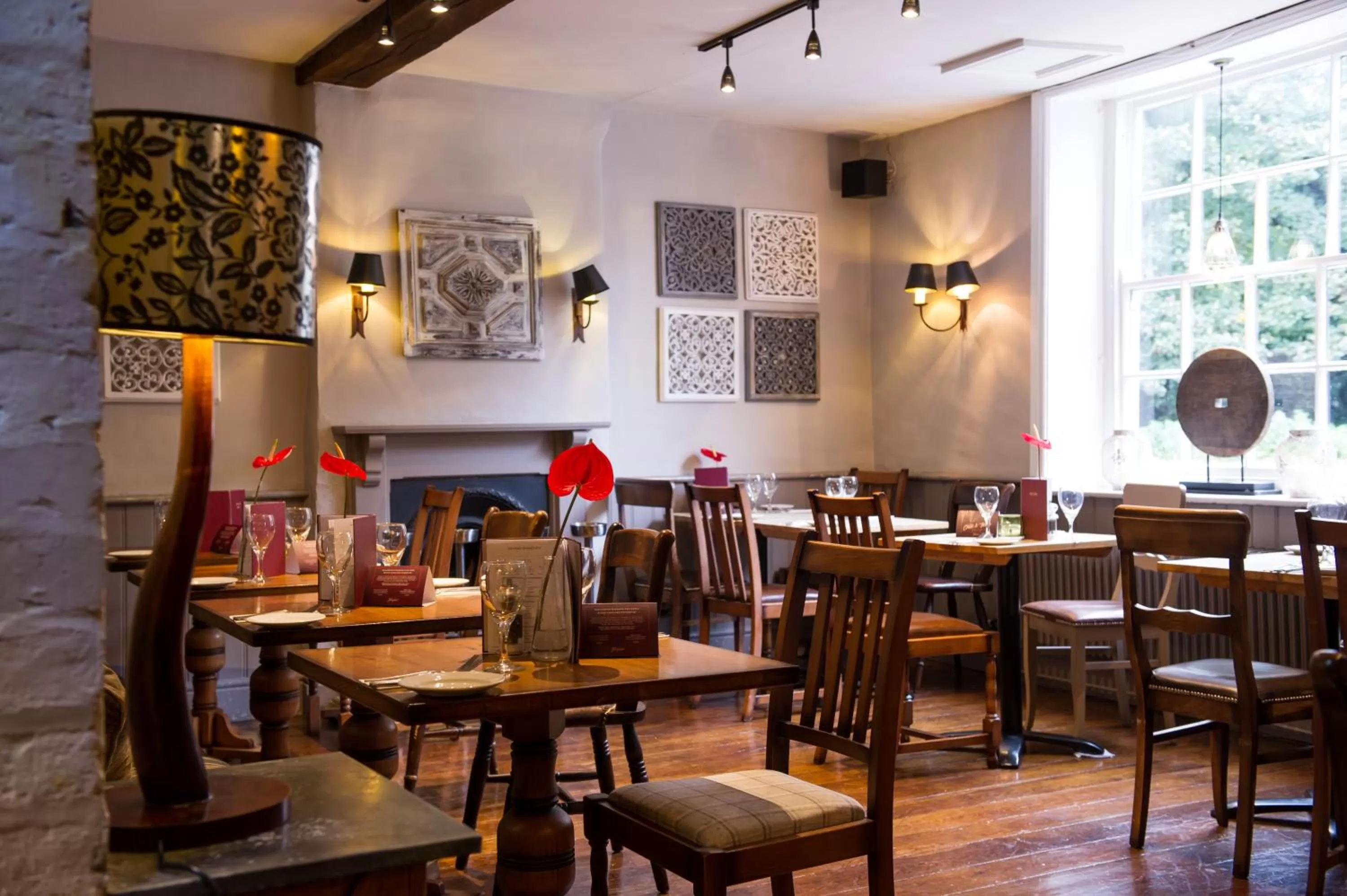 Restaurant/places to eat in The Bulls Head by Innkeeper's Collection