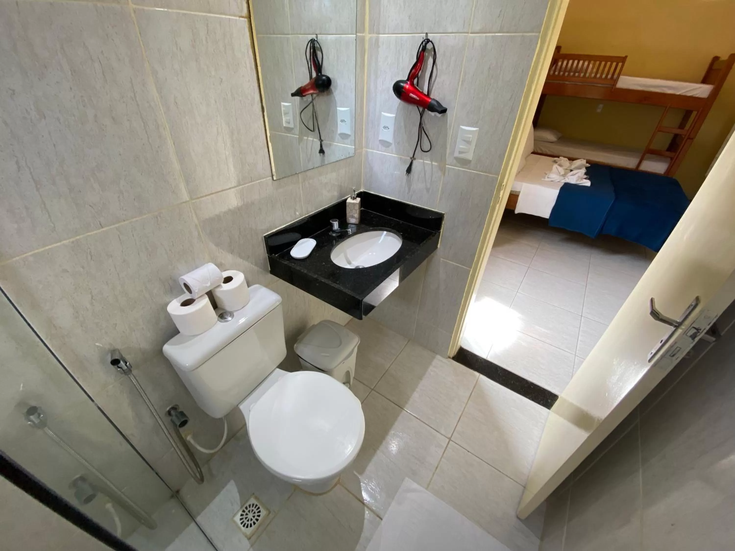 Bed, Bathroom in Refúgio Pousada Fortaleza