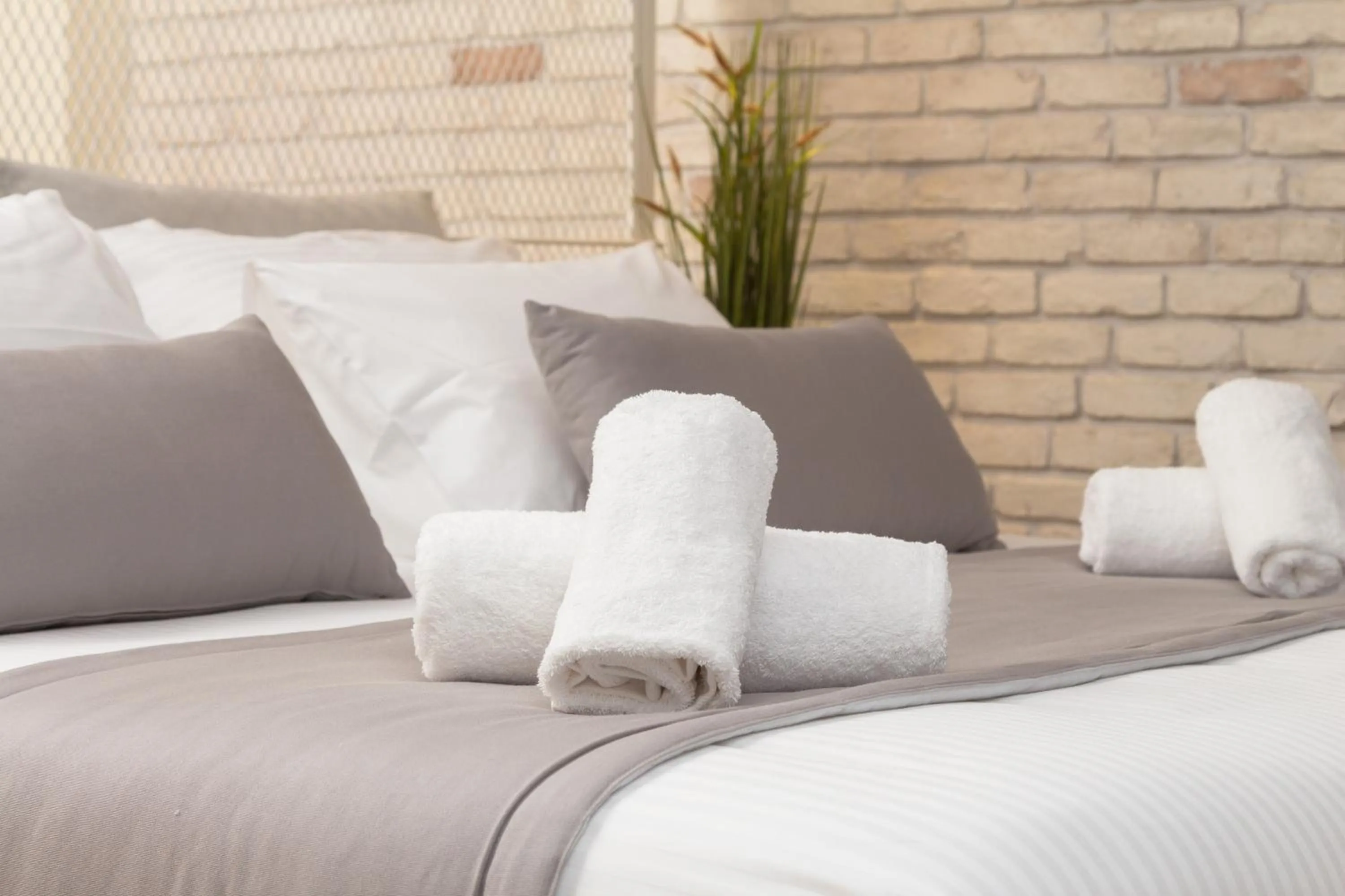 Bed in Hotel @Syngrou Fix