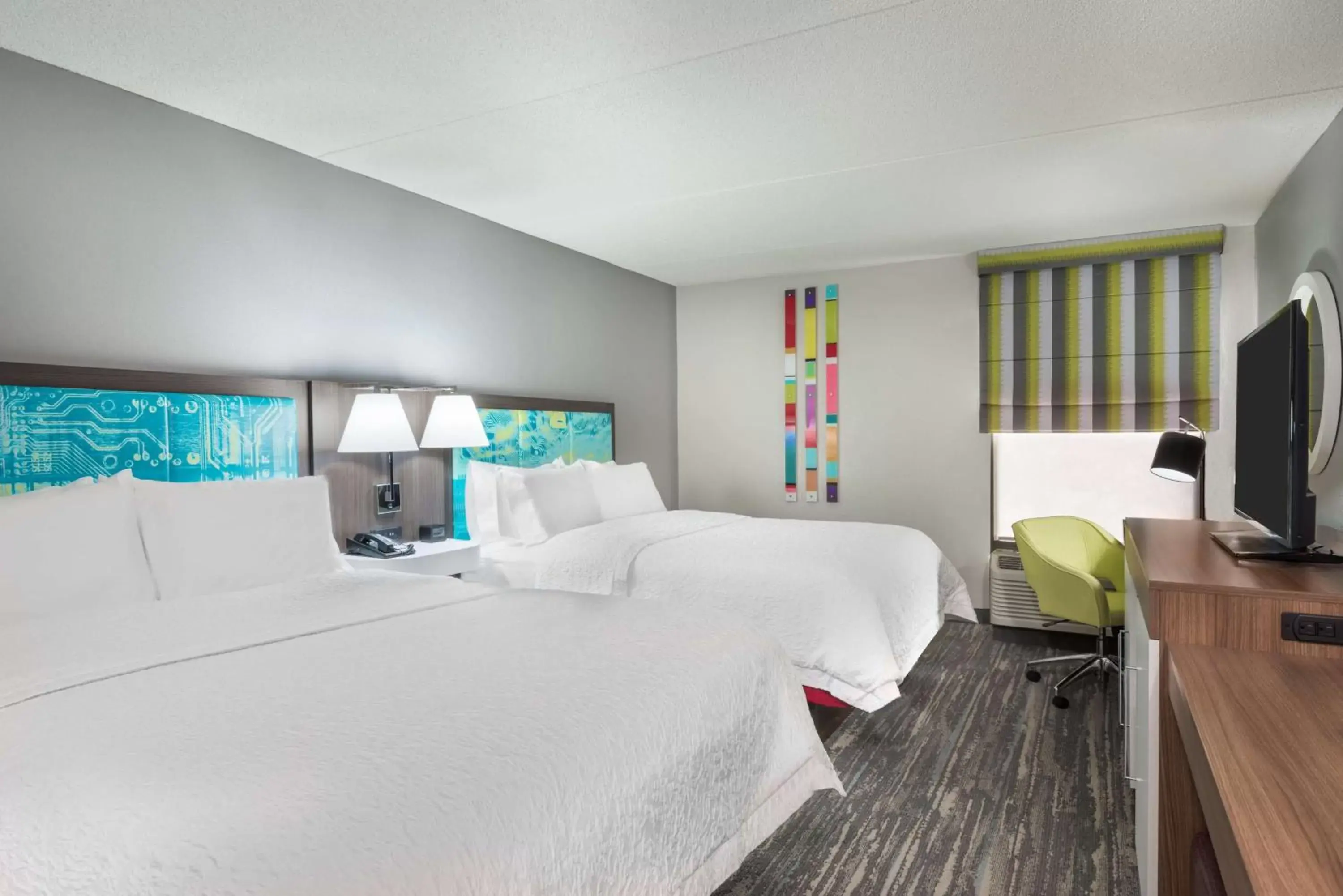 Queen Room with Two Queen Beds - Hearing Access/Non-Smoking in Hampton Inn Ellenton/Bradenton Queen Room with Two Queen Beds - Hearing Access/Non-Smoking in Hampton Inn Ellenton/Bradenton