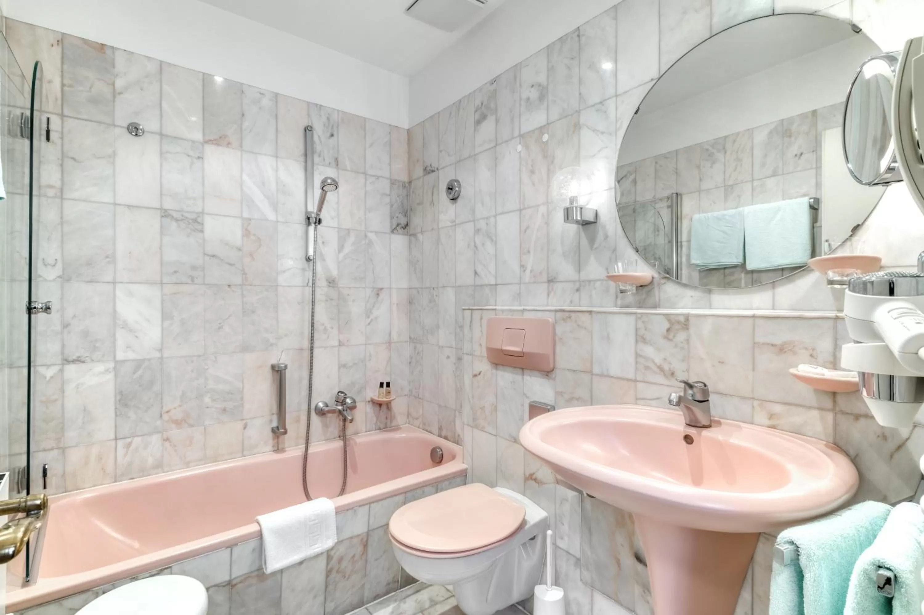 Bathroom in Hotel Eisenhut