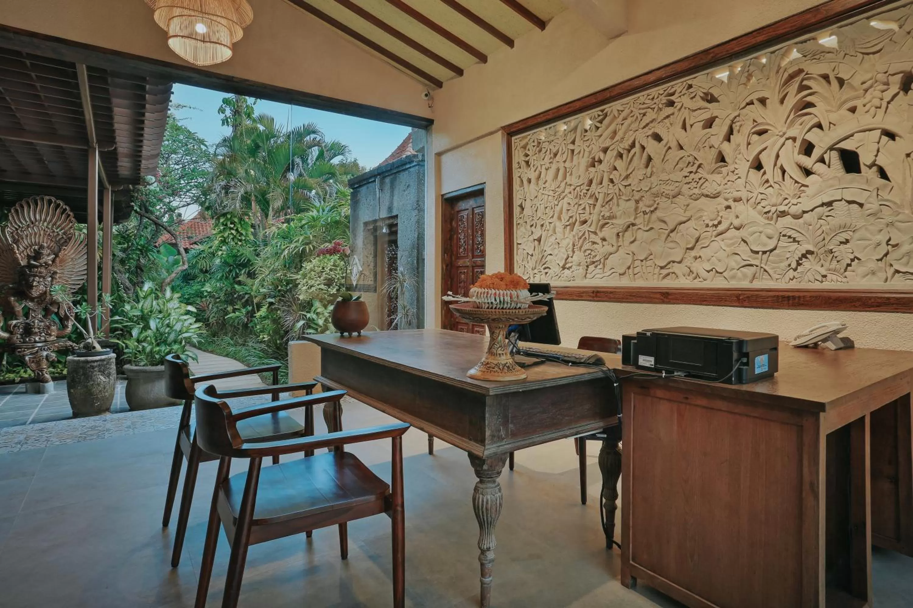 Property building in Parigata Villas Resort