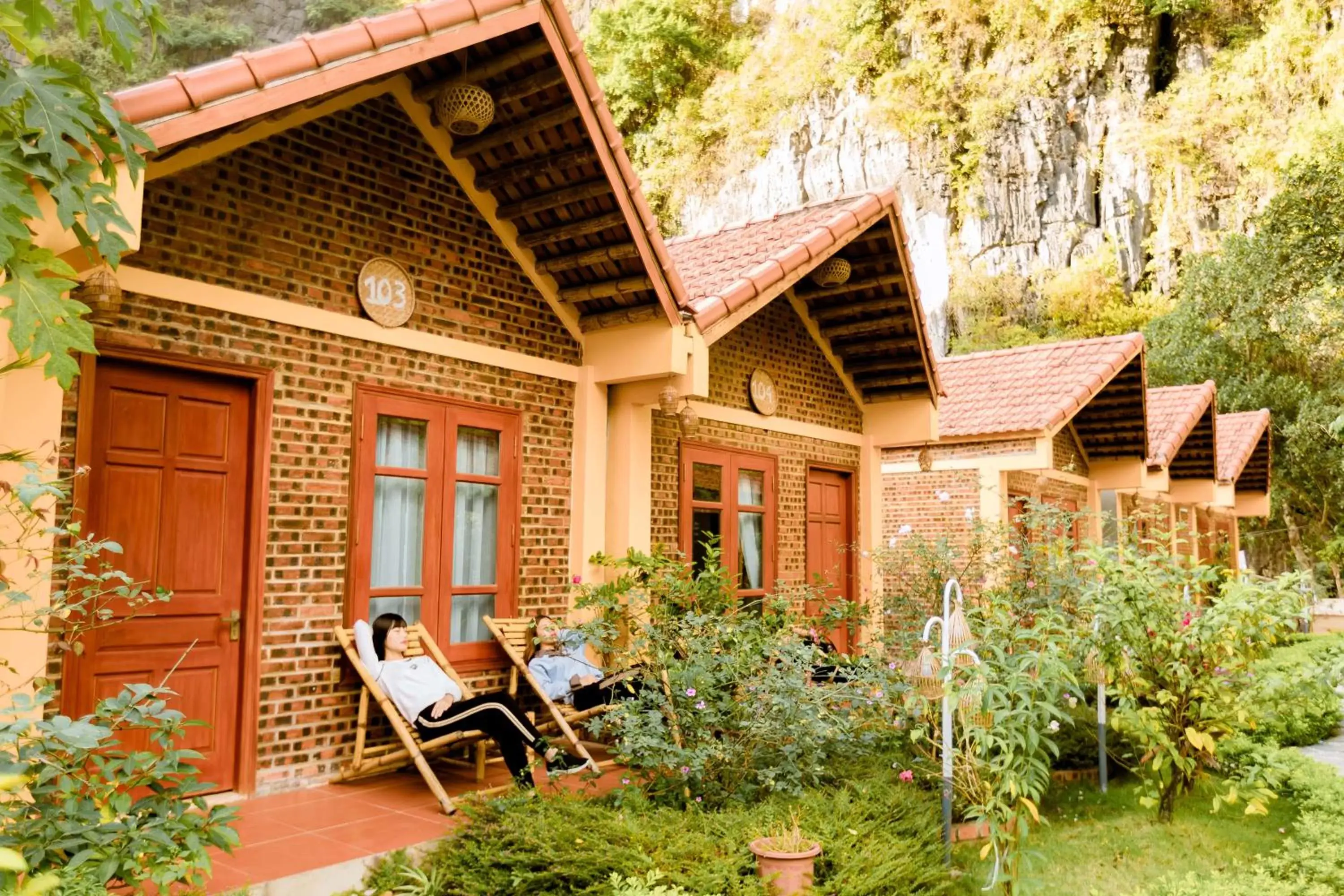 Deluxe Family Room in Tam Coc Luxury Homestay Deluxe Family Room in Tam Coc Luxury Homestay