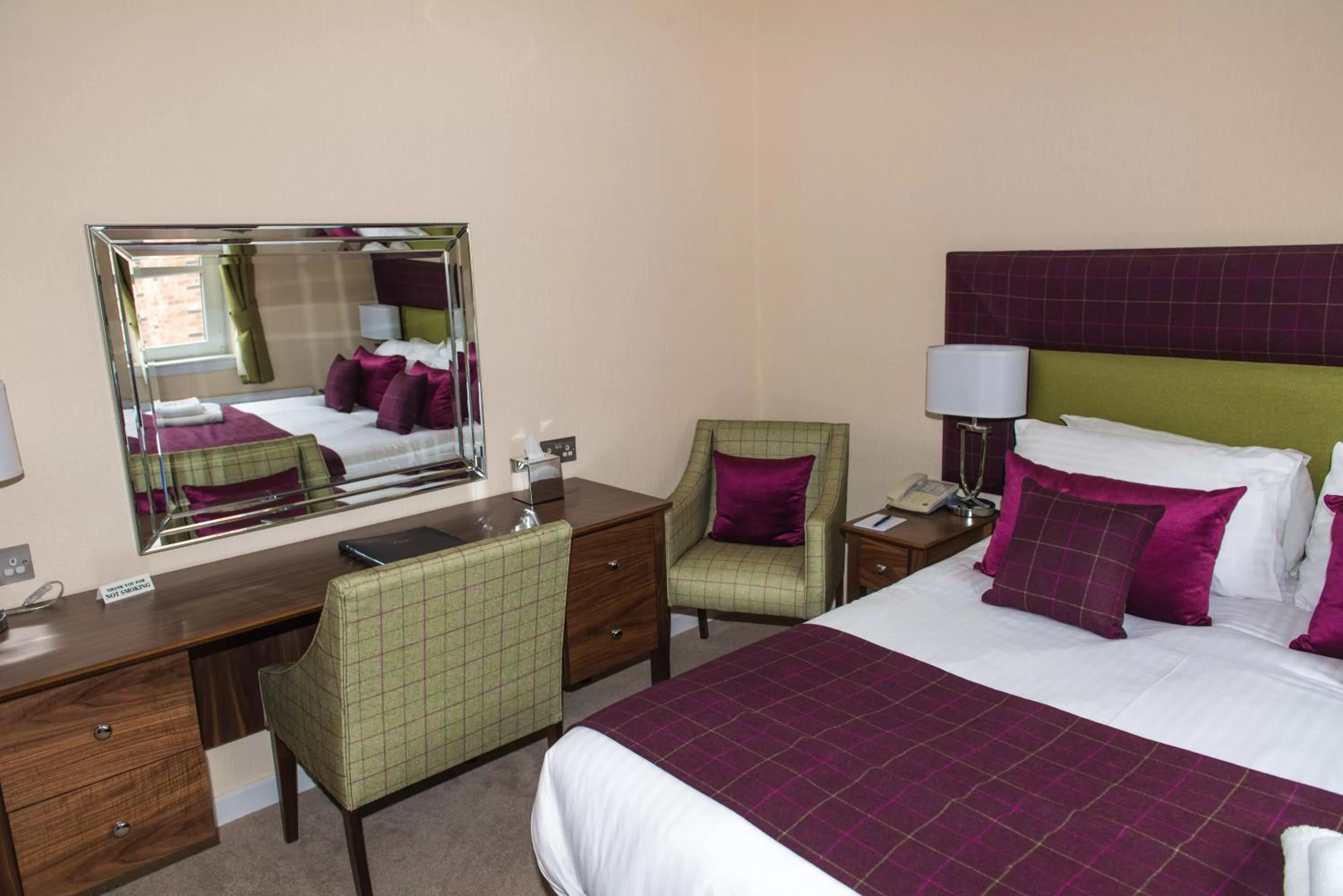 Photo of the whole room, Bed in Park Hotel