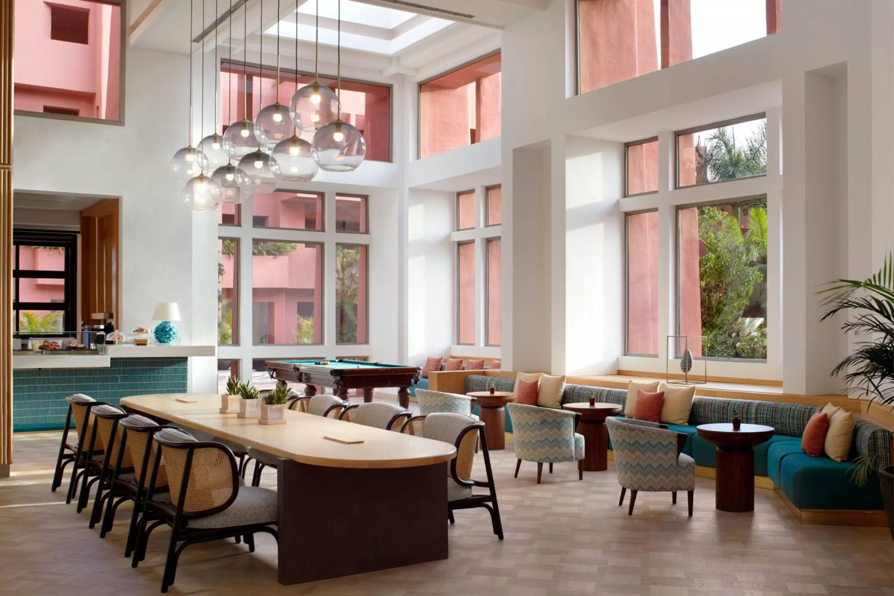 Lounge or bar in The Ritz-Carlton Tenerife, Abama