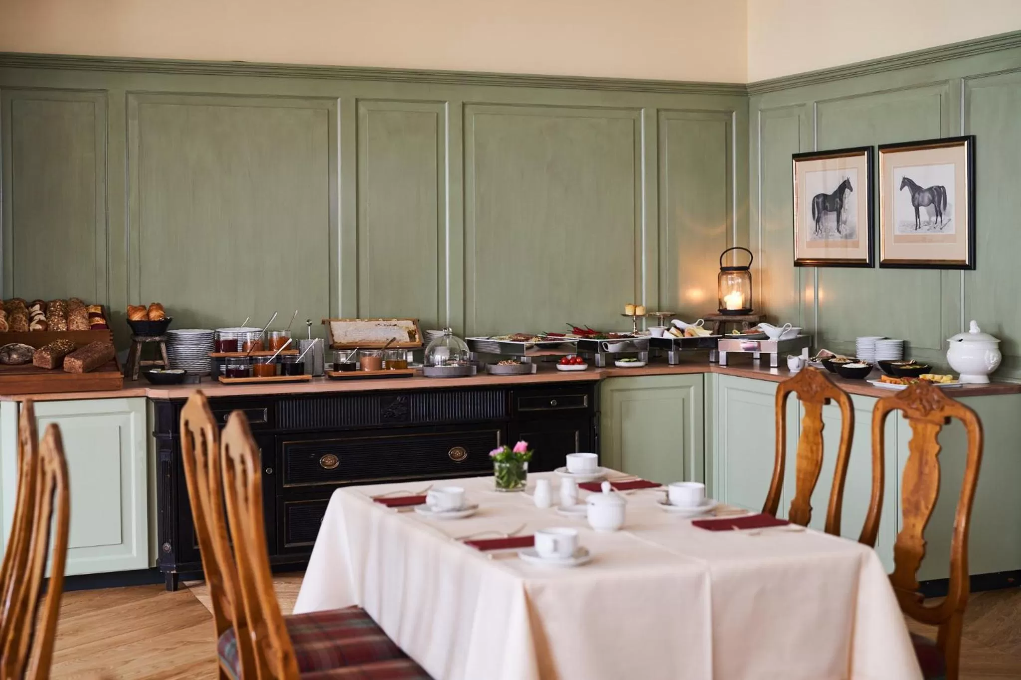 Breakfast in Relais & Châteaux Hardenberg BurgHotel